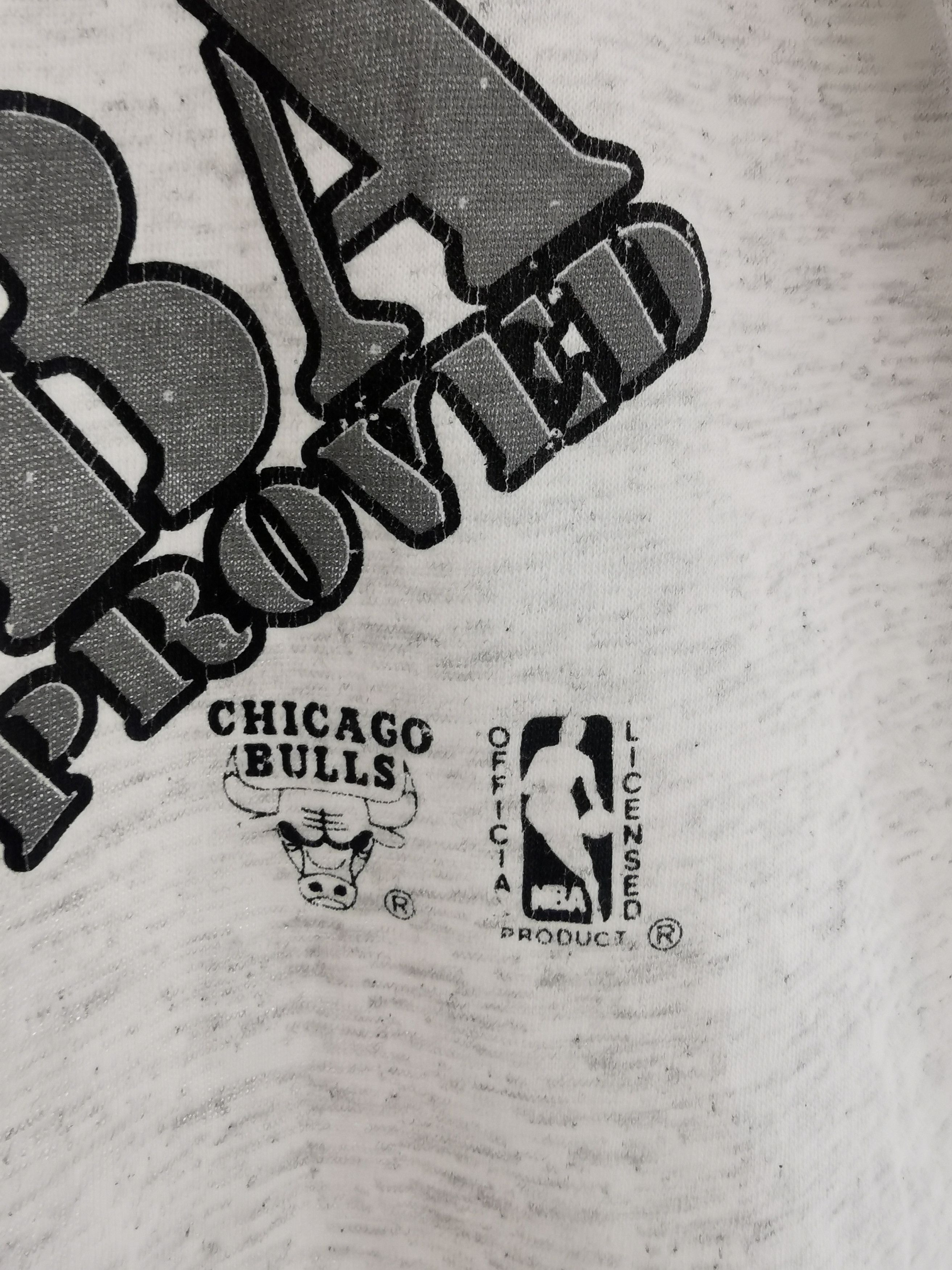 NBA Vintage 80's NBA Chicago Bulls Tee Size US L / EU 52-54 / 3 - 6 Thumbnail