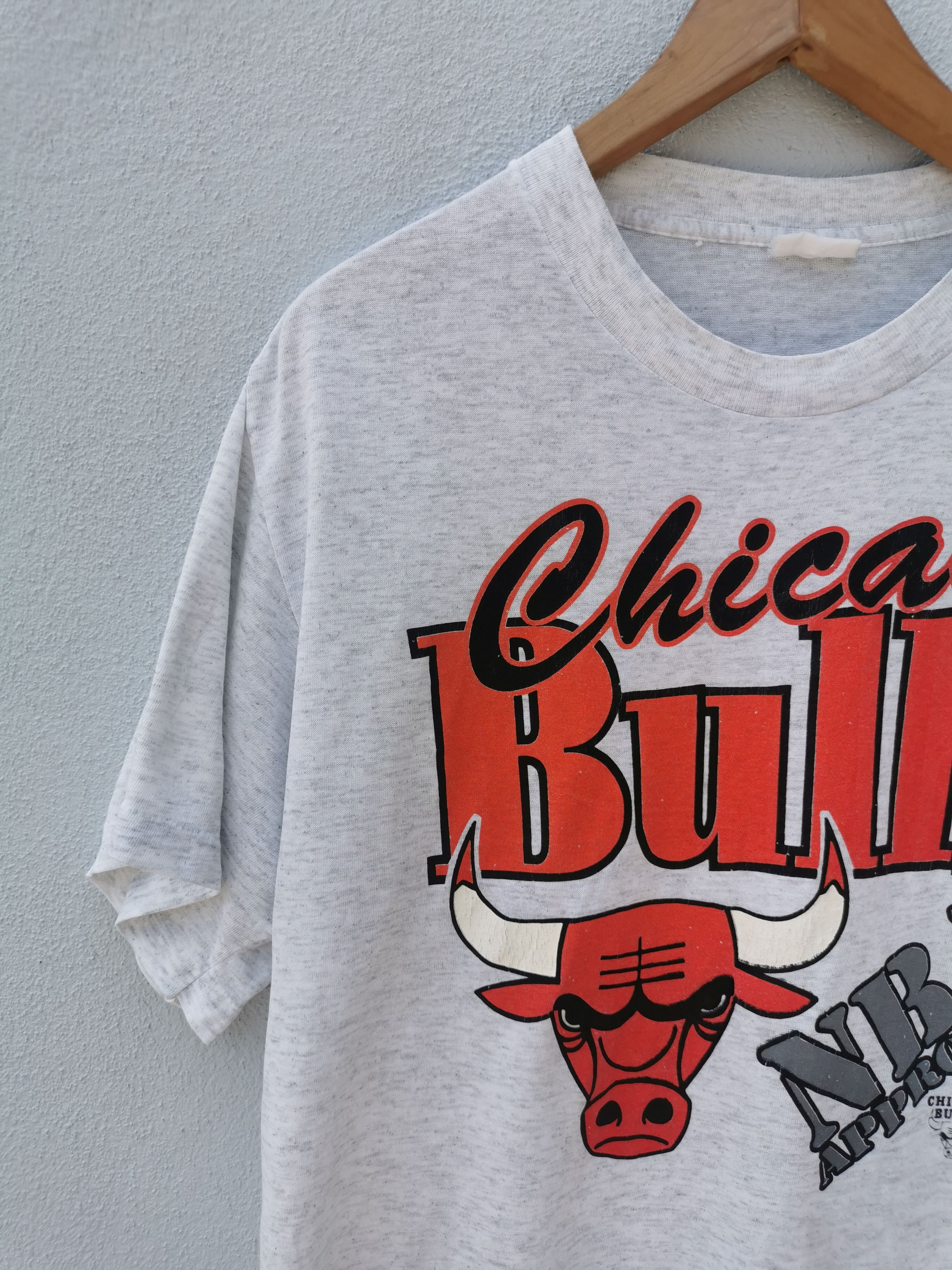 NBA Vintage 80's NBA Chicago Bulls Tee Size US L / EU 52-54 / 3 - 2 Thumbnail
