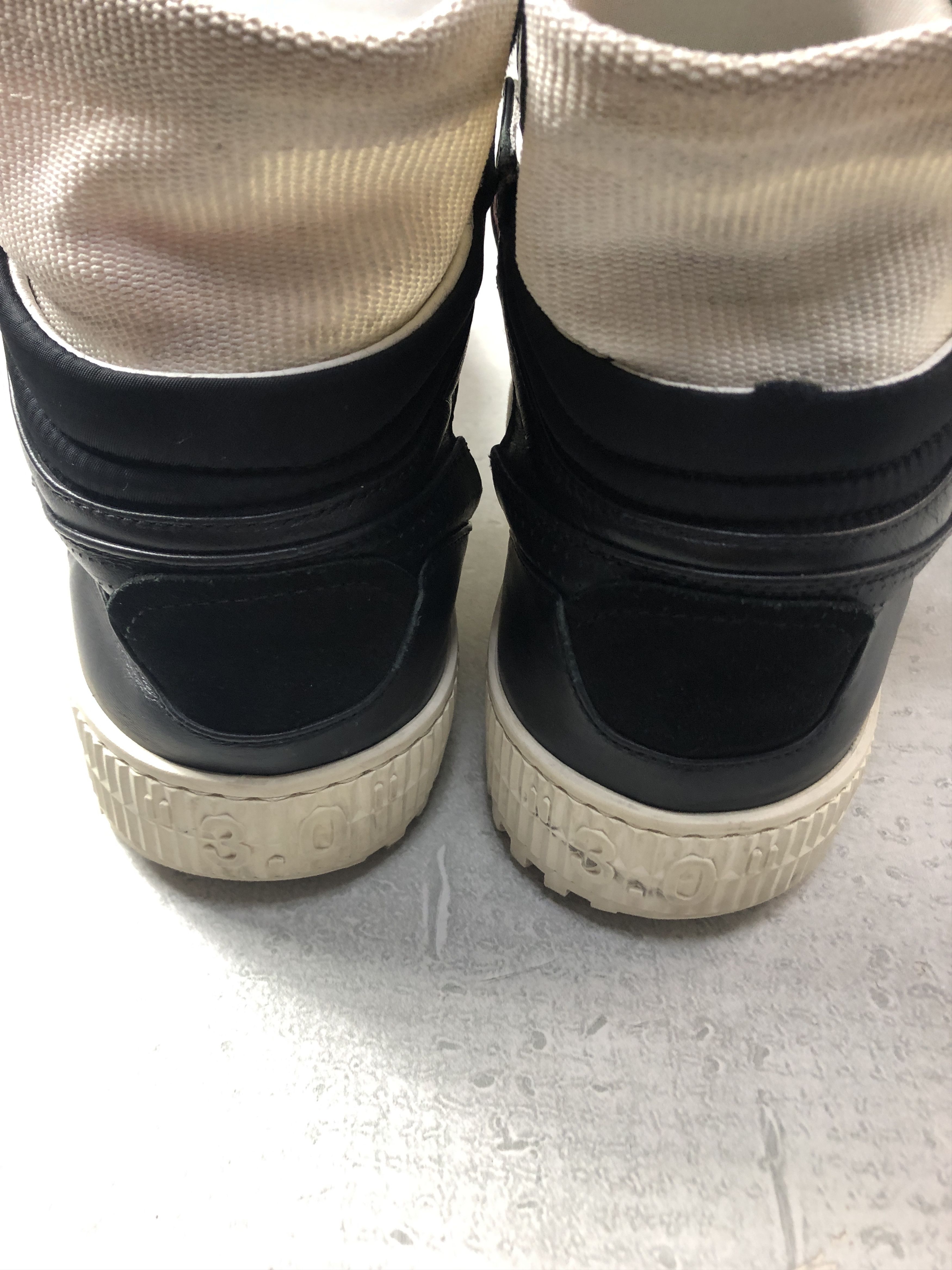 Off-White Off Court 3.0 sneaker shoes/29261 - 868 218 Size US 9.5 / EU 42-43 - 4 Thumbnail