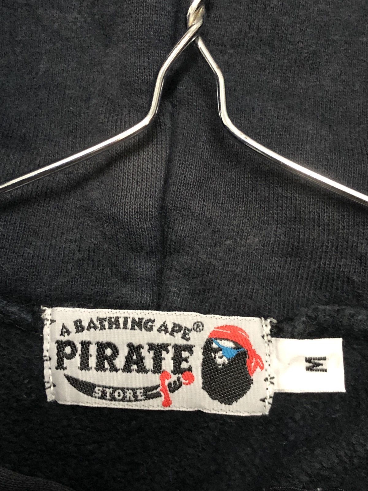 Bape 🔥 A Bathing Ape Pirate Store Hoodie Size US M / EU 48-50 / 2 - 6 Thumbnail