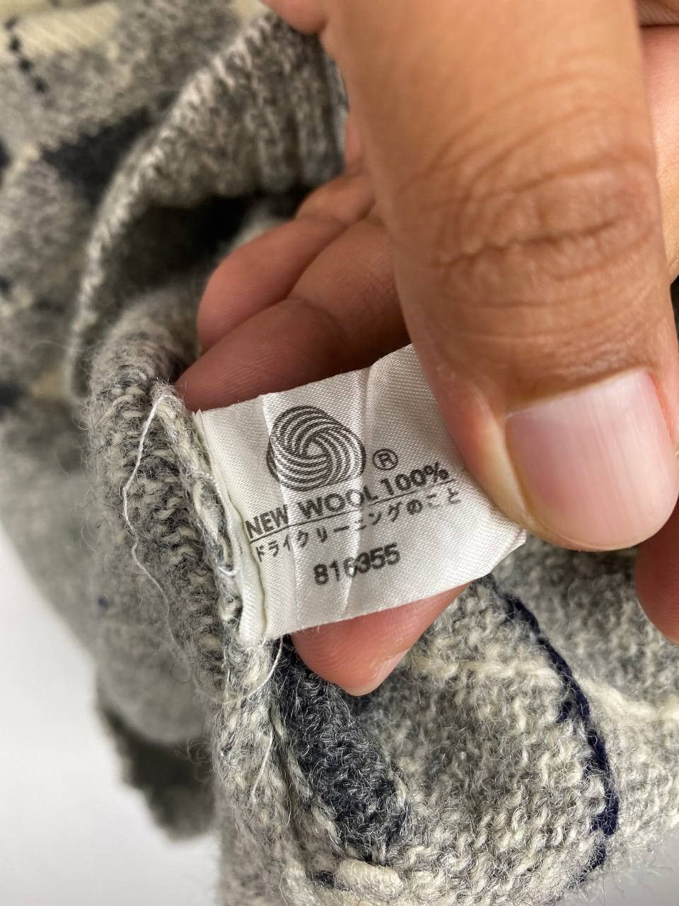 Japanese Brand japanese brands knitwear pure wool nice design Size US L / EU 52-54 / 3 - 6 Thumbnail