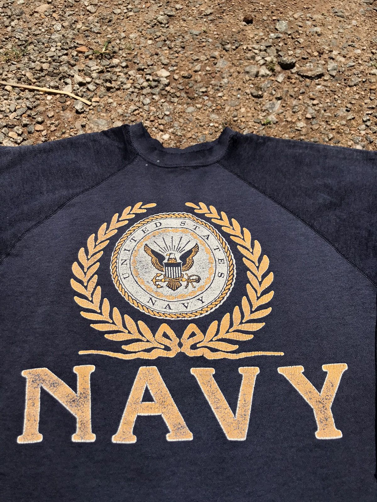 Vintage Vintage Distressed US NAVY USN Crewneck Sweatshirt Size US L / EU 52-54 / 3 - 7 Thumbnail