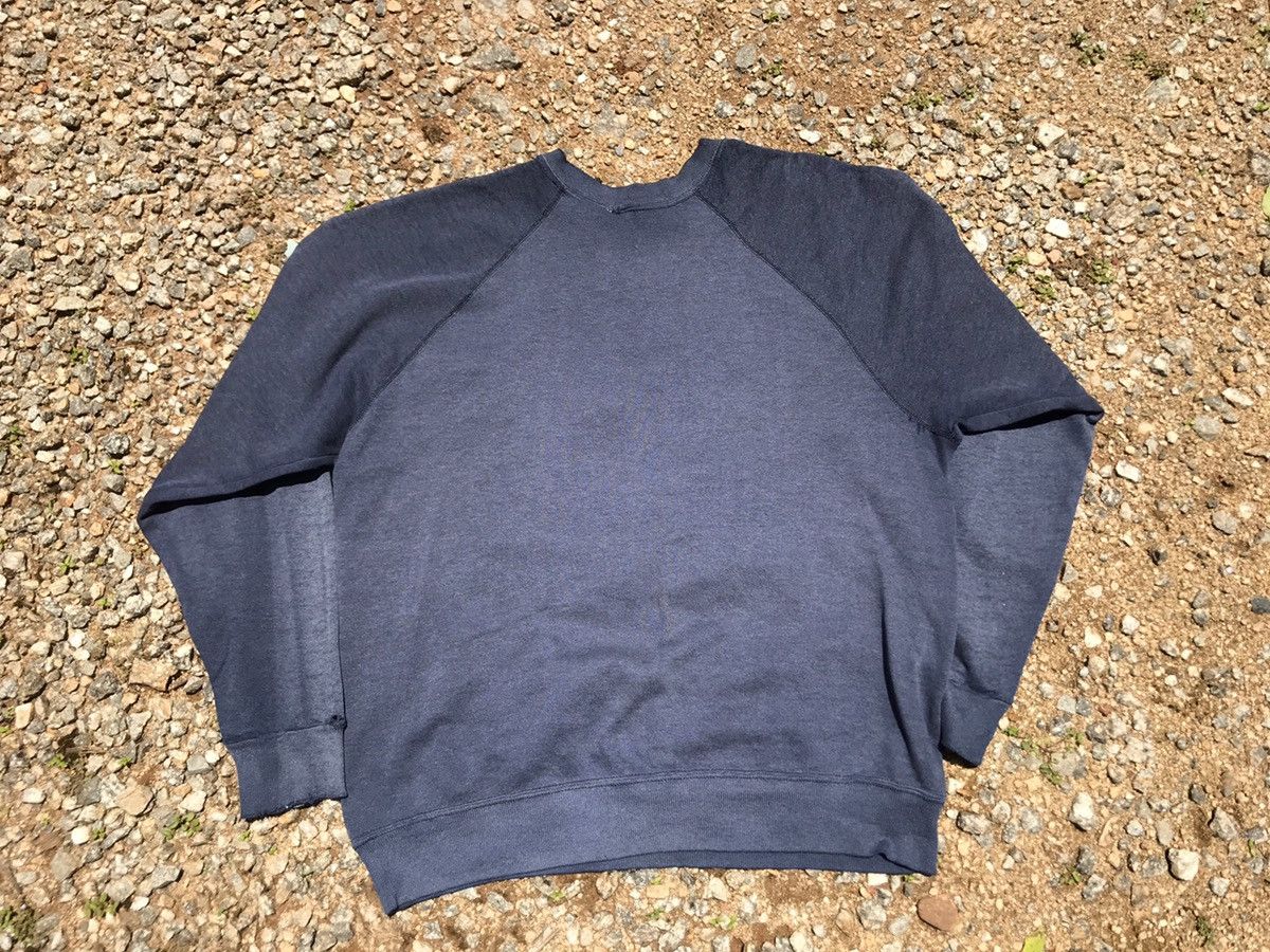 Vintage Vintage Distressed US NAVY USN Crewneck Sweatshirt Size US L / EU 52-54 / 3 - 9 Thumbnail