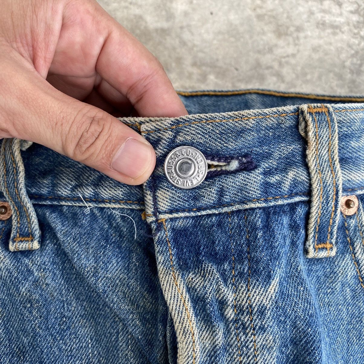 Levi's Vintage 90’s Levis 501 Mud Washed Ripped Denim Jeans Size US 32 / EU 48 - 11 Thumbnail