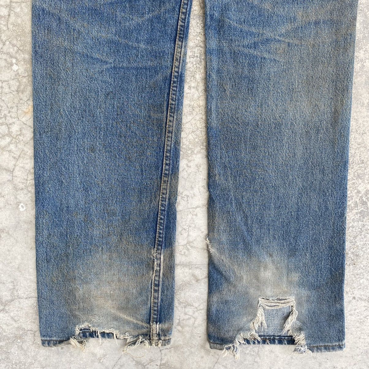 Levi's Vintage 90’s Levis 501 Mud Washed Ripped Denim Jeans Size US 32 / EU 48 - 18 Thumbnail