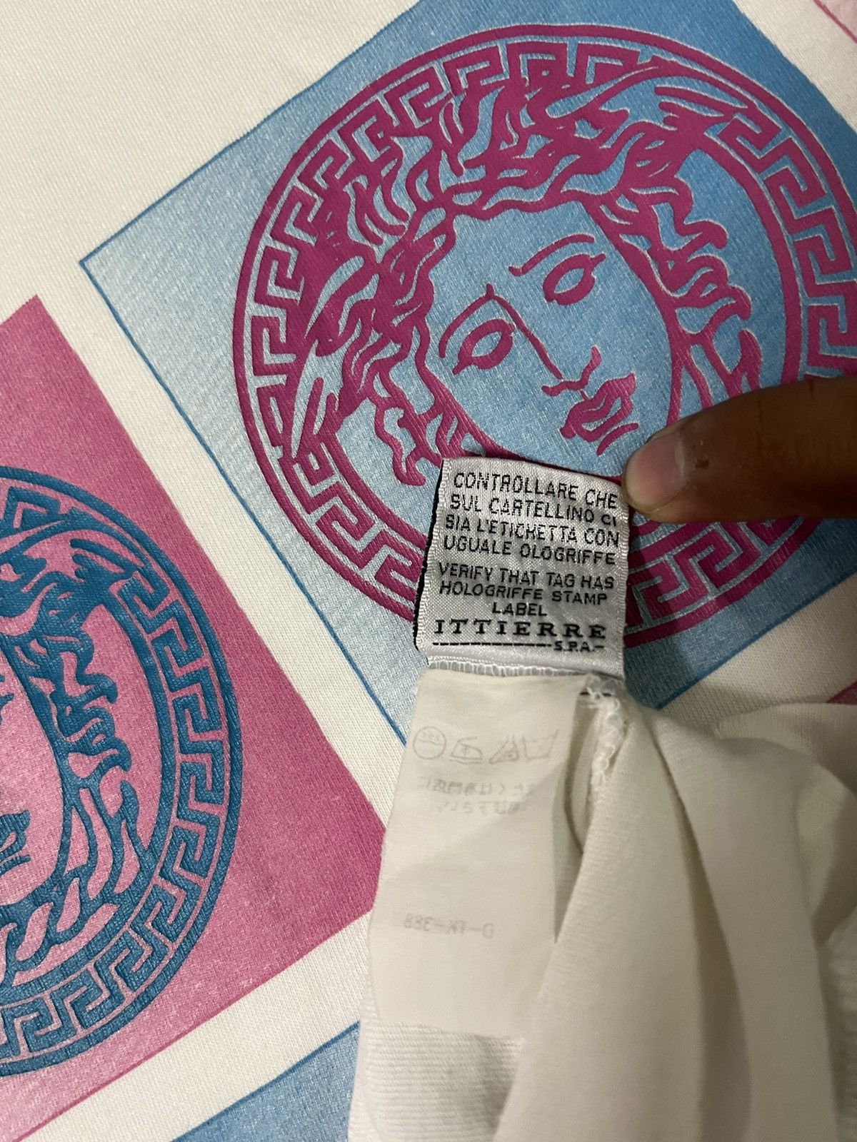 Versace × Vintage Vintage Versace Jeans Couture Medusa Head Size US L / EU 52-54 / 3 - 5 Thumbnail