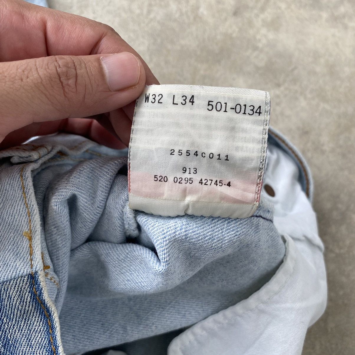 Levi's Vintage 1995 Levis 501 Light Blue Denim Jeans Size US 31 - 25 Thumbnail