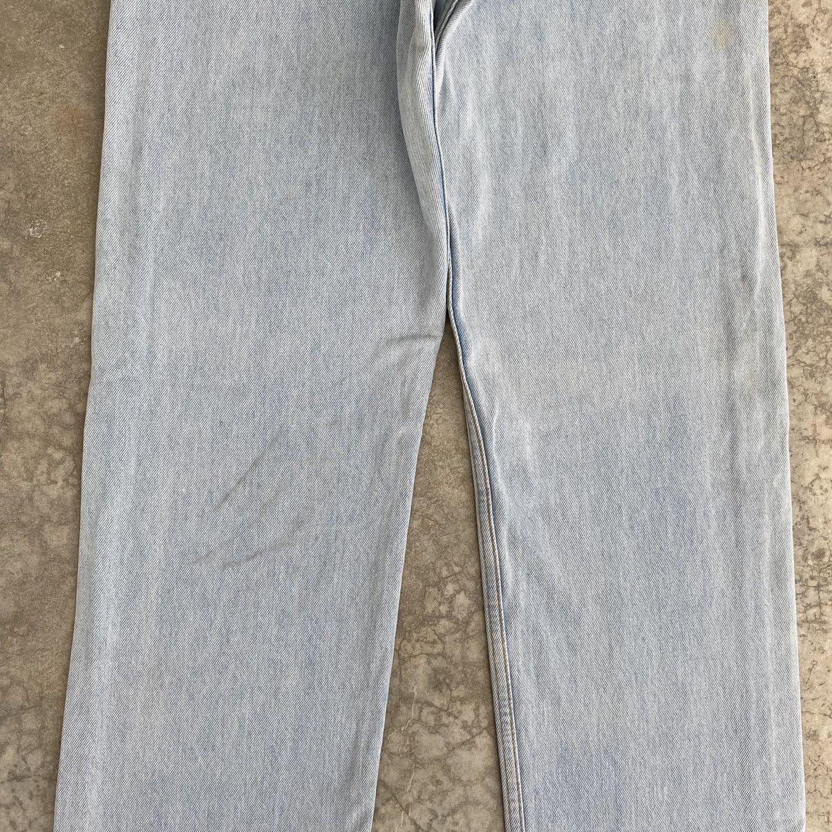 Levi's Vintage 1995 Levis 501 Light Blue Denim Jeans Size US 31 - 17 Thumbnail