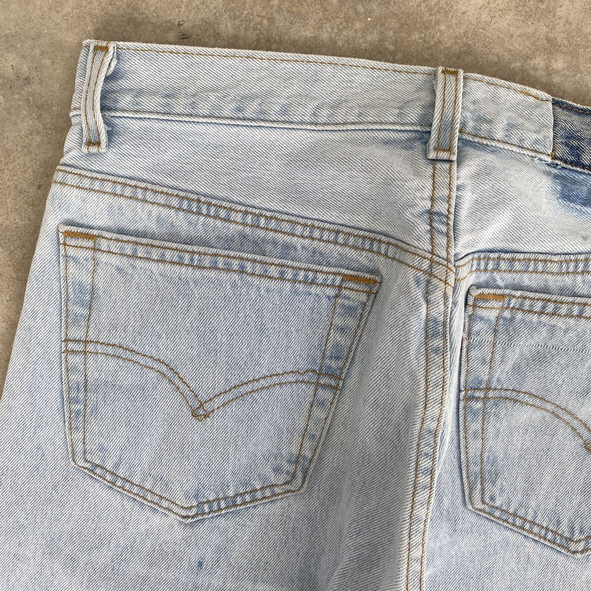 Levi's Vintage 1995 Levis 501 Light Blue Denim Jeans Size US 31 - 22 Thumbnail