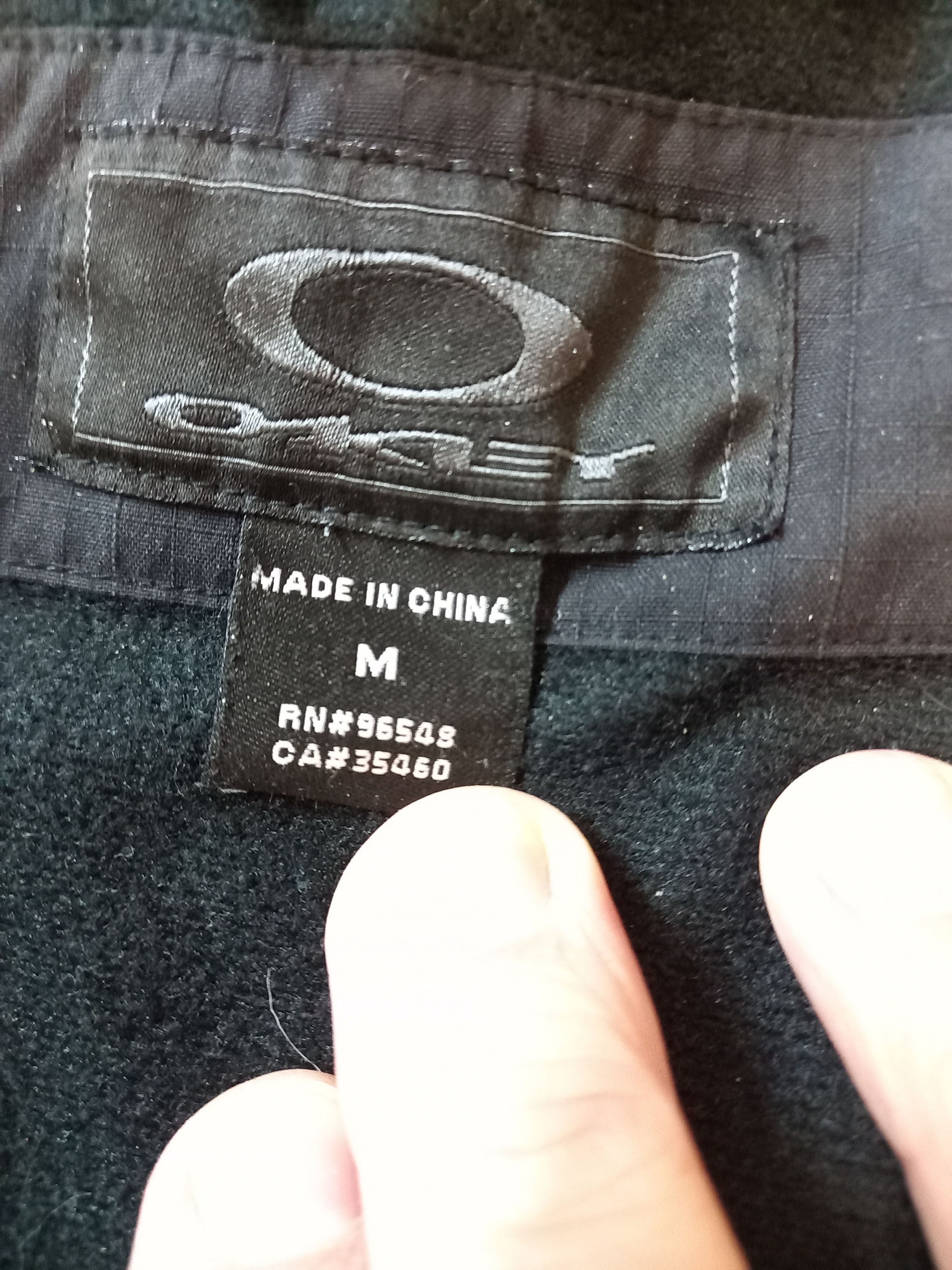 Oakley Vintage Oakley jacket black M size Size US M / EU 48-50 / 2 - 5 Thumbnail