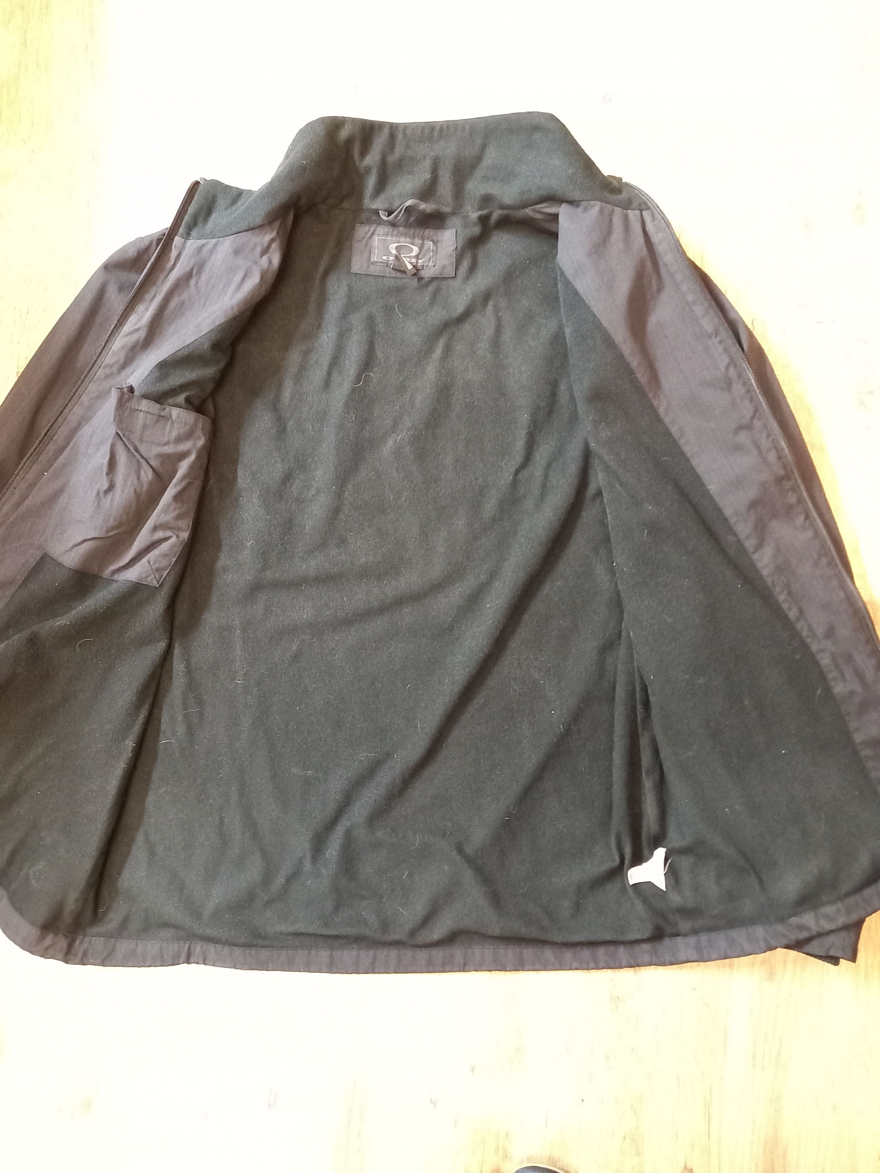 Oakley Vintage Oakley jacket black M size Size US M / EU 48-50 / 2 - 2 Thumbnail