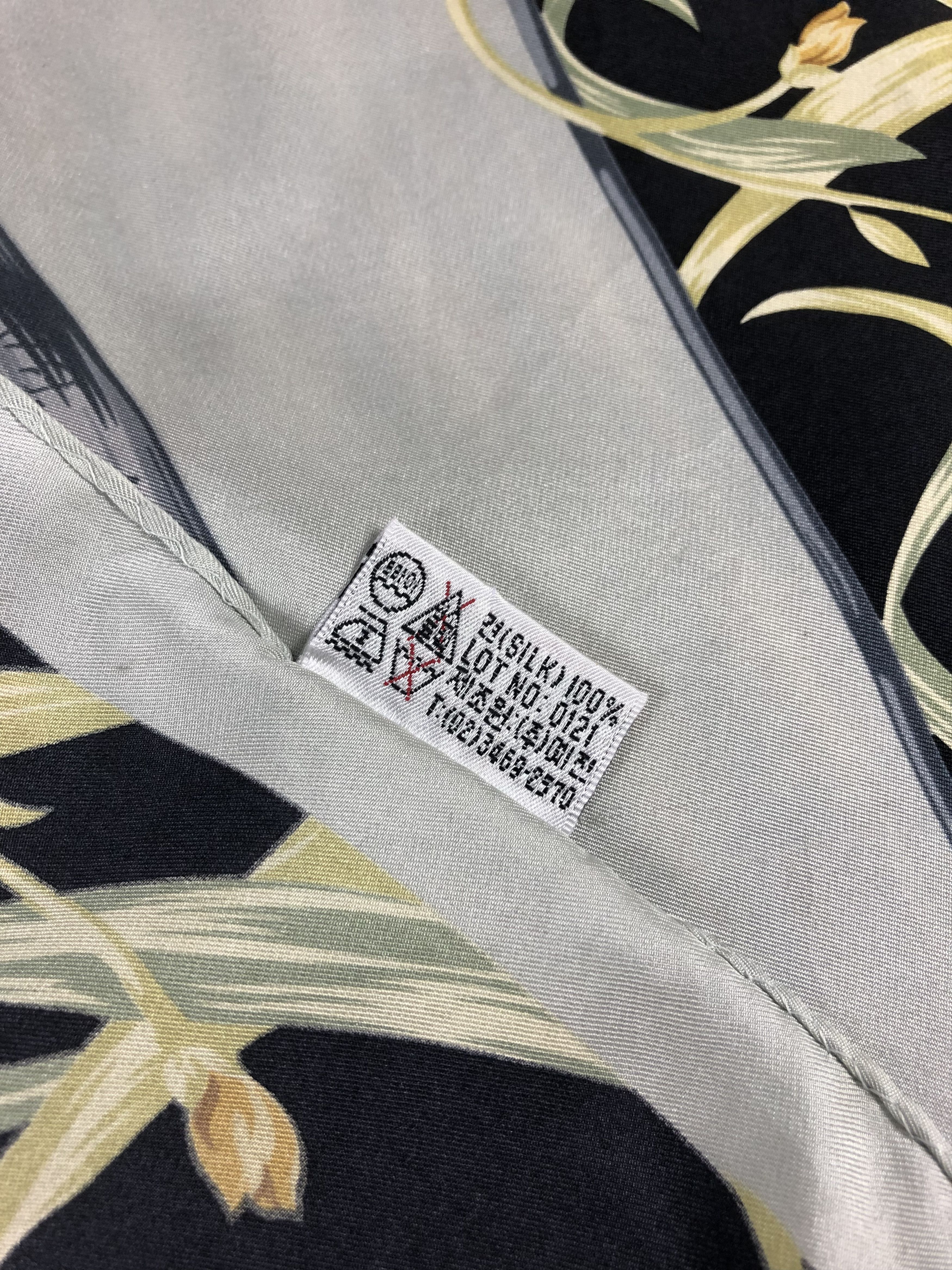 Pierre Balmain Vintage Balmain Silk Scarf Size ONE SIZE - 7 Thumbnail