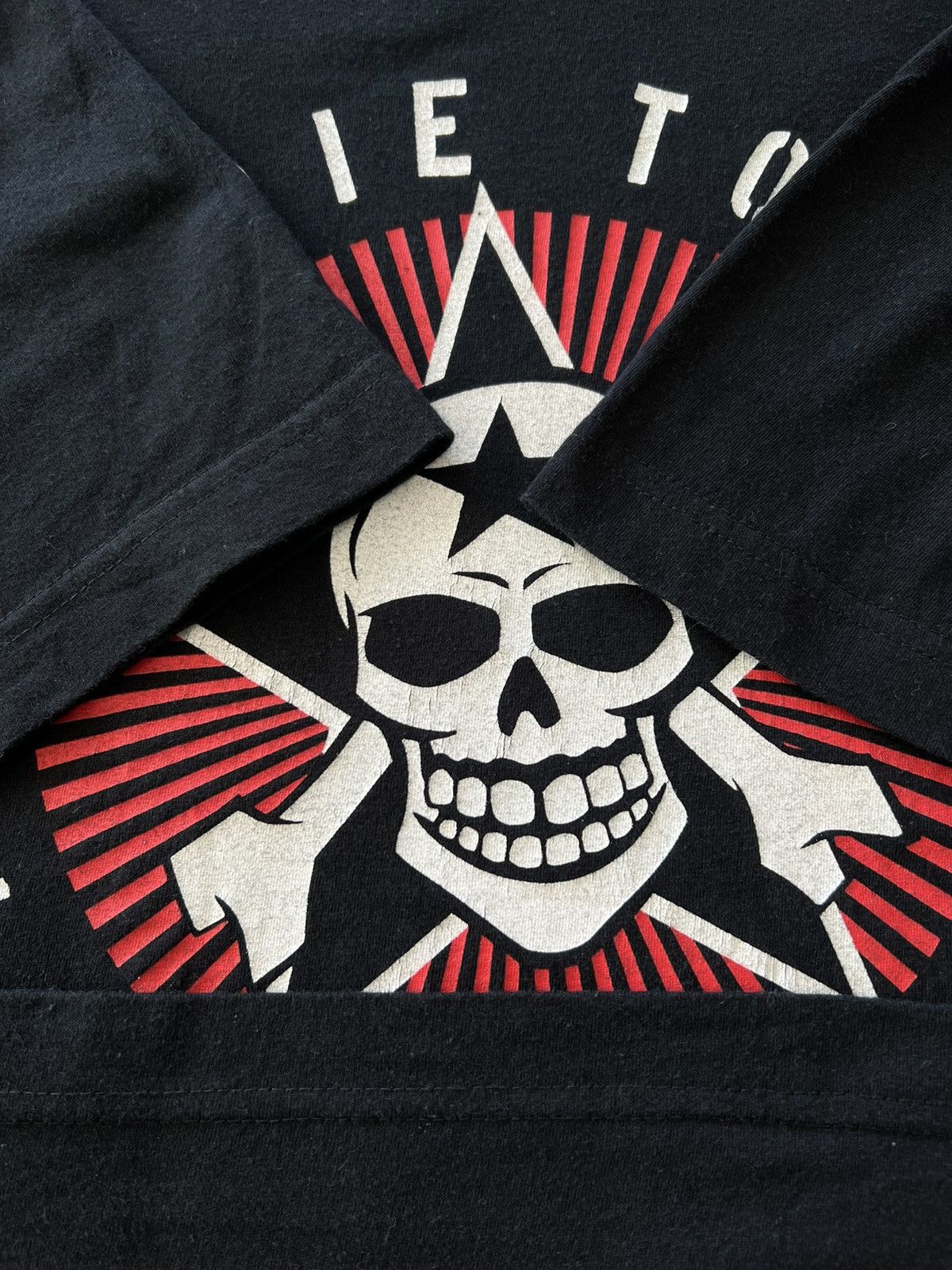 Band Tees Vintage 2000s Die Toten Hosen Punk Band Black Tee Size US M / EU 48-50 / 2 - 5 Thumbnail