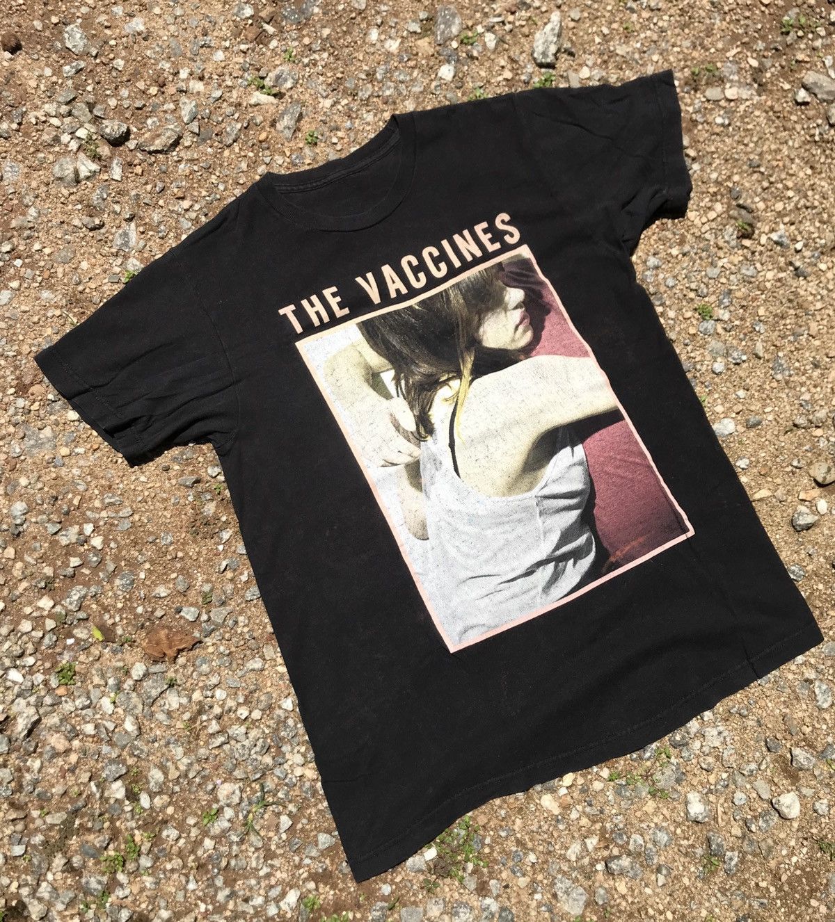 Band Tees vintage 00s the vaccines promo album indie rock band tee Size US M / EU 48-50 / 2 - 5 Thumbnail