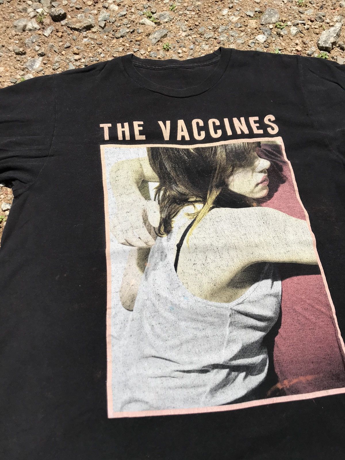 Band Tees vintage 00s the vaccines promo album indie rock band tee Size US M / EU 48-50 / 2 - 2 Thumbnail