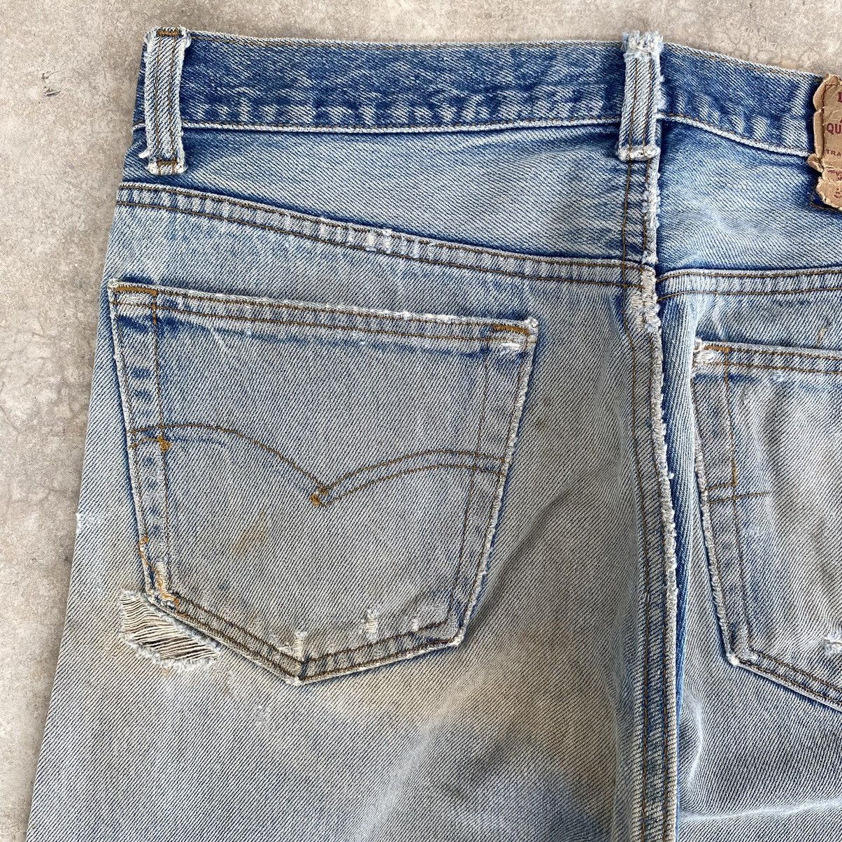 Levi's Thrashed! Vintage 90’s Levis 501 Distressed Jeans Size US 32 / EU 48 - 23 Thumbnail