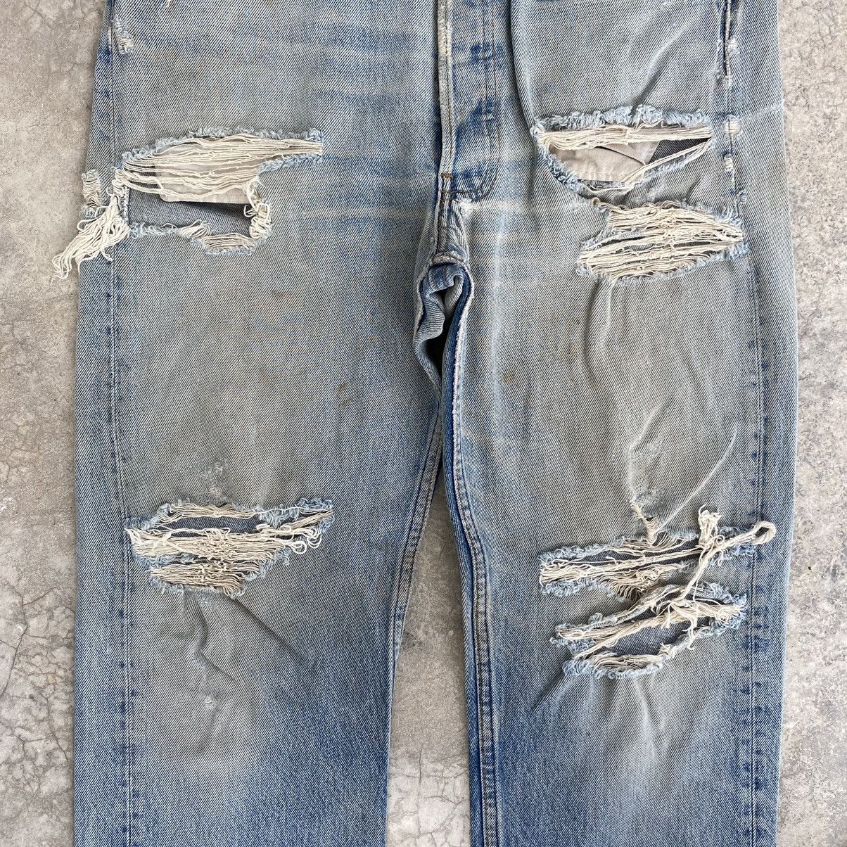 Levi's Thrashed! Vintage 90’s Levis 501 Distressed Jeans Size US 32 / EU 48 - 8 Thumbnail