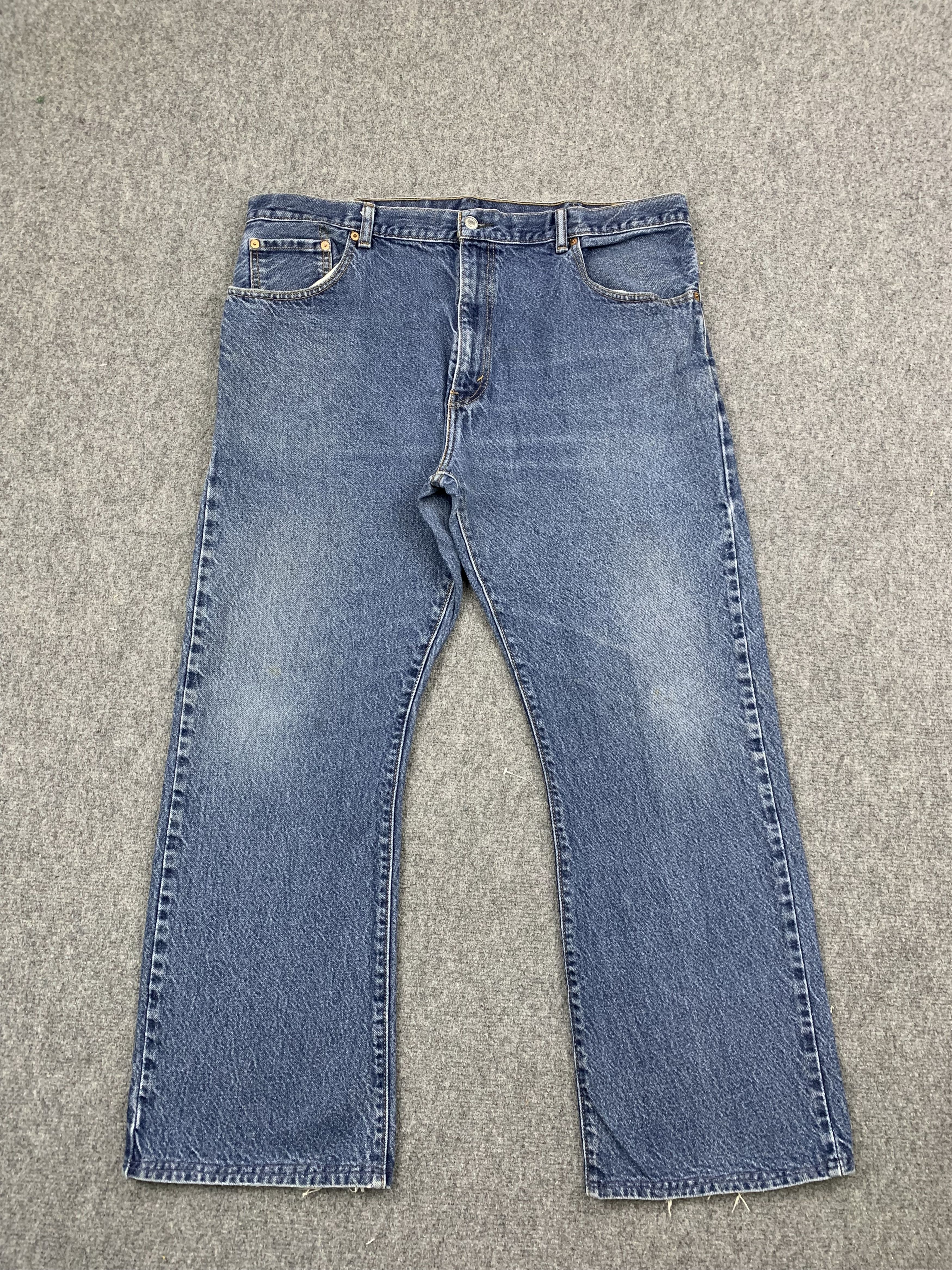 Levi's Vintage Levis 517 Flared Bootcut Jeans DP1751 Size US 40 / EU 56 - 1 Thumbnail