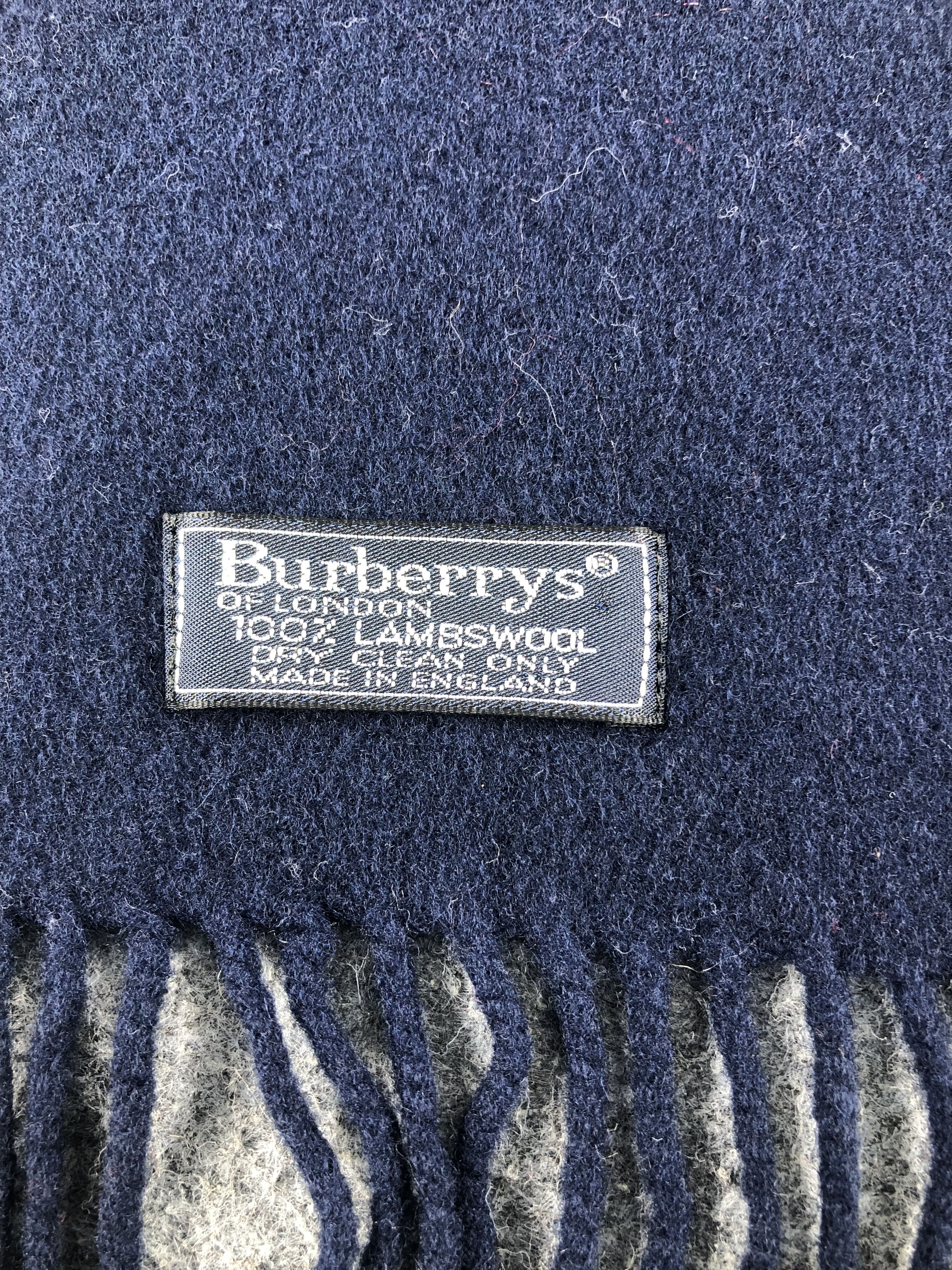 Burberry Burberrys Scarf / Muffler / Neckwear Size ONE SIZE - 5 Thumbnail