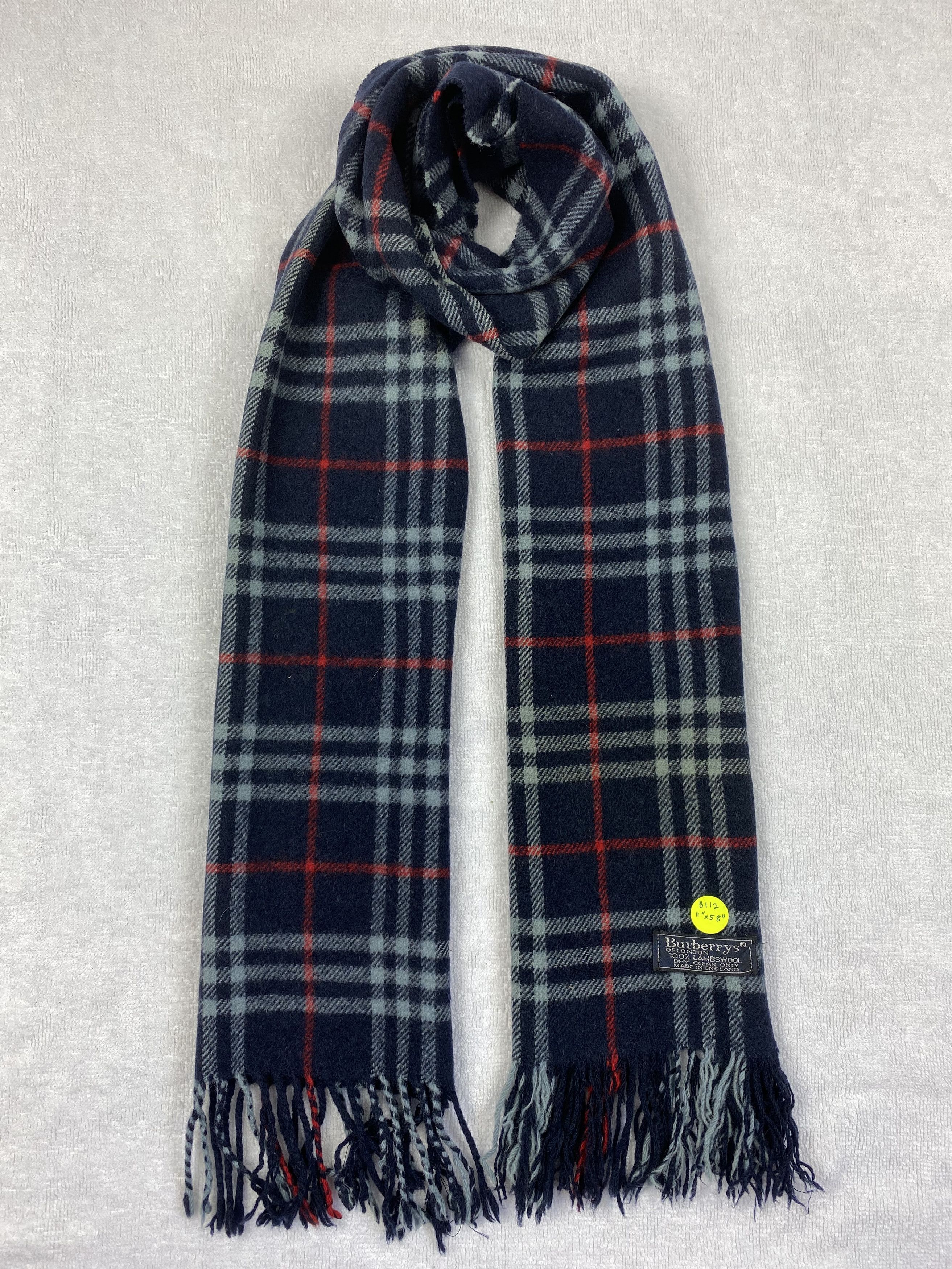 Burberry Burberry Scarf / Muffler / Neckwear Size ONE SIZE - 1 Thumbnail