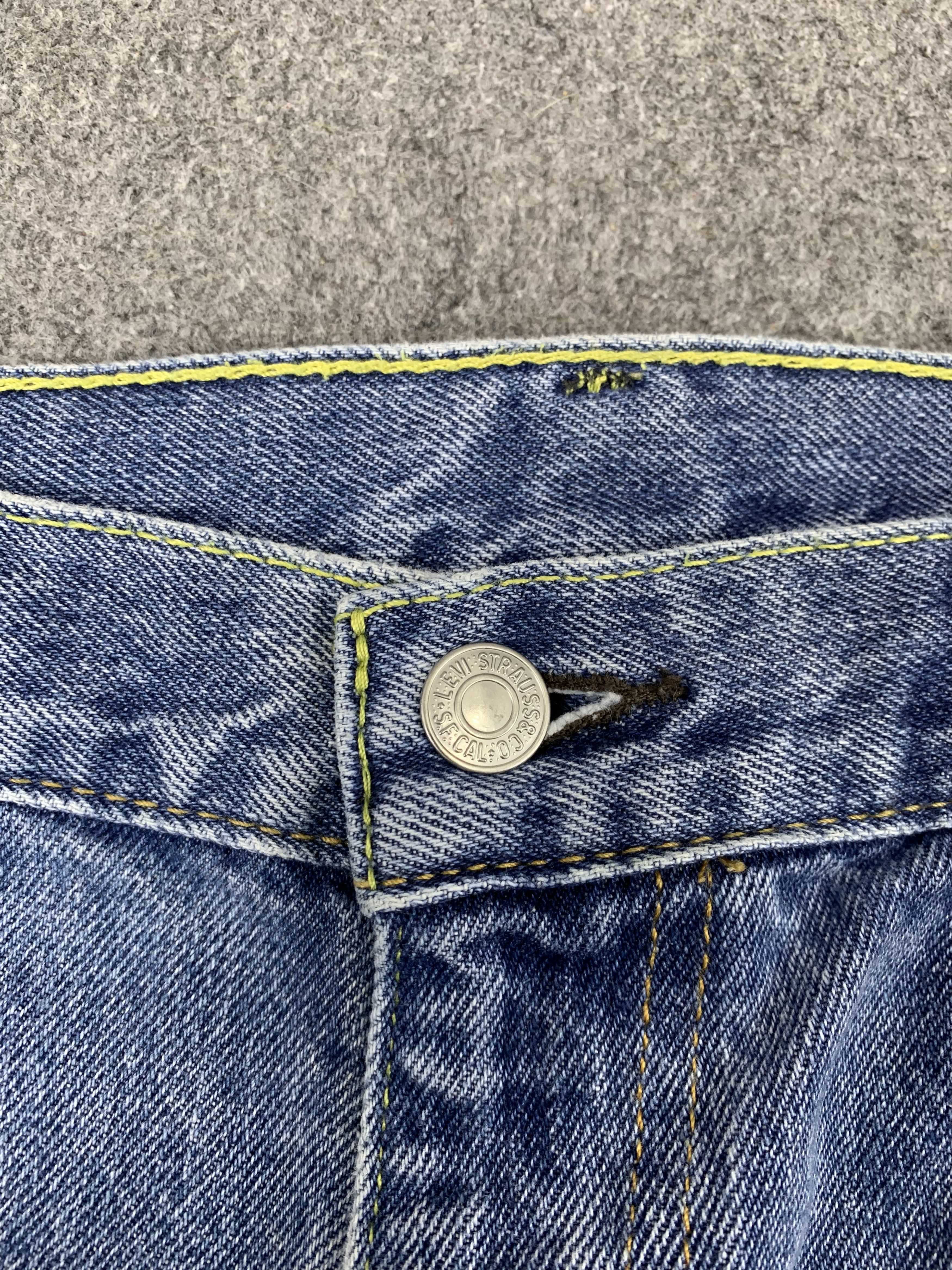 Levi's Vintage Levis 517 Flared Bootcut Jeans DP1896 Size US 35 - 11 Thumbnail