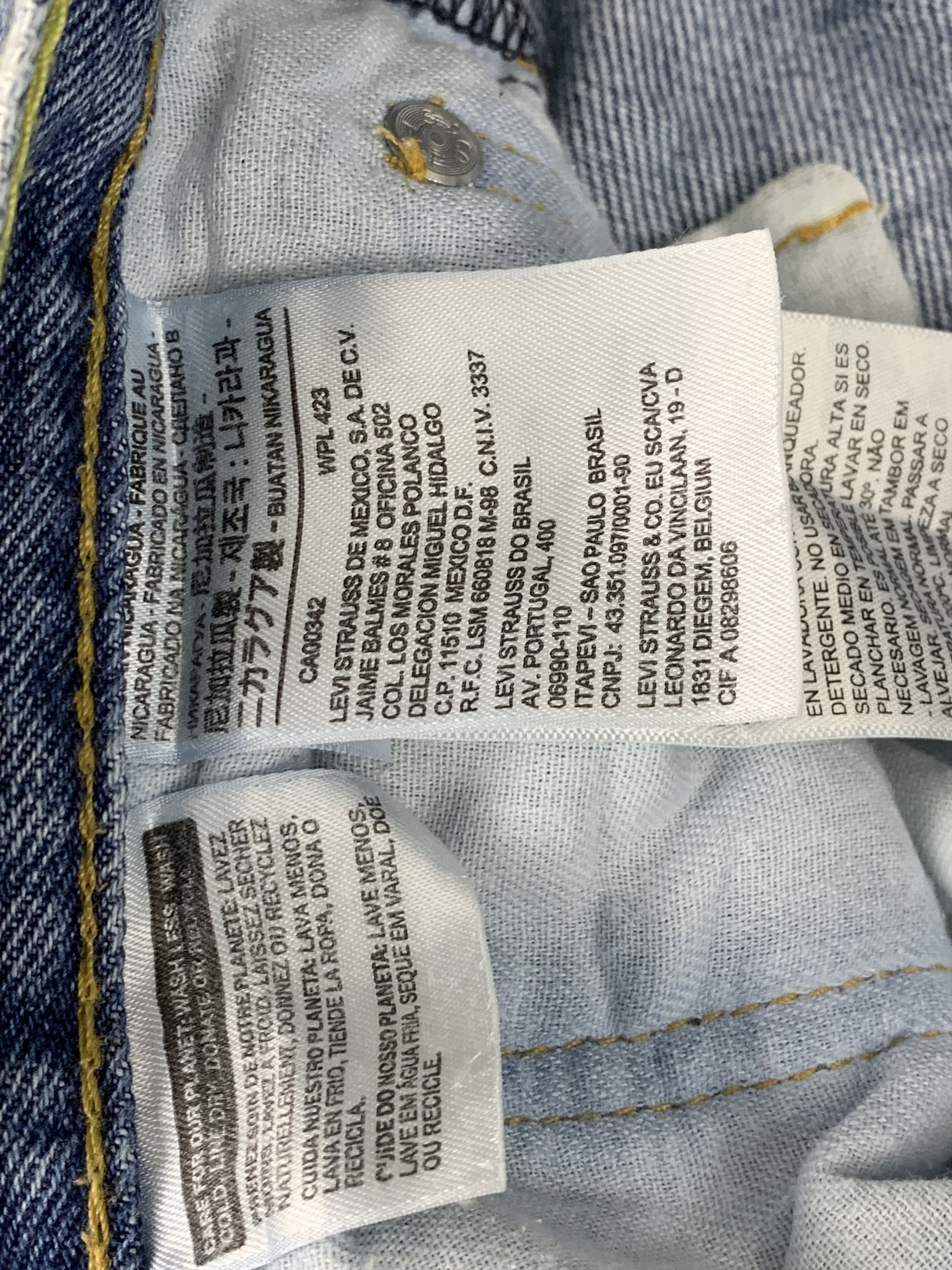 Levi's Vintage Levis 517 Flared Bootcut Jeans DP1896 Size US 35 - 7 Thumbnail