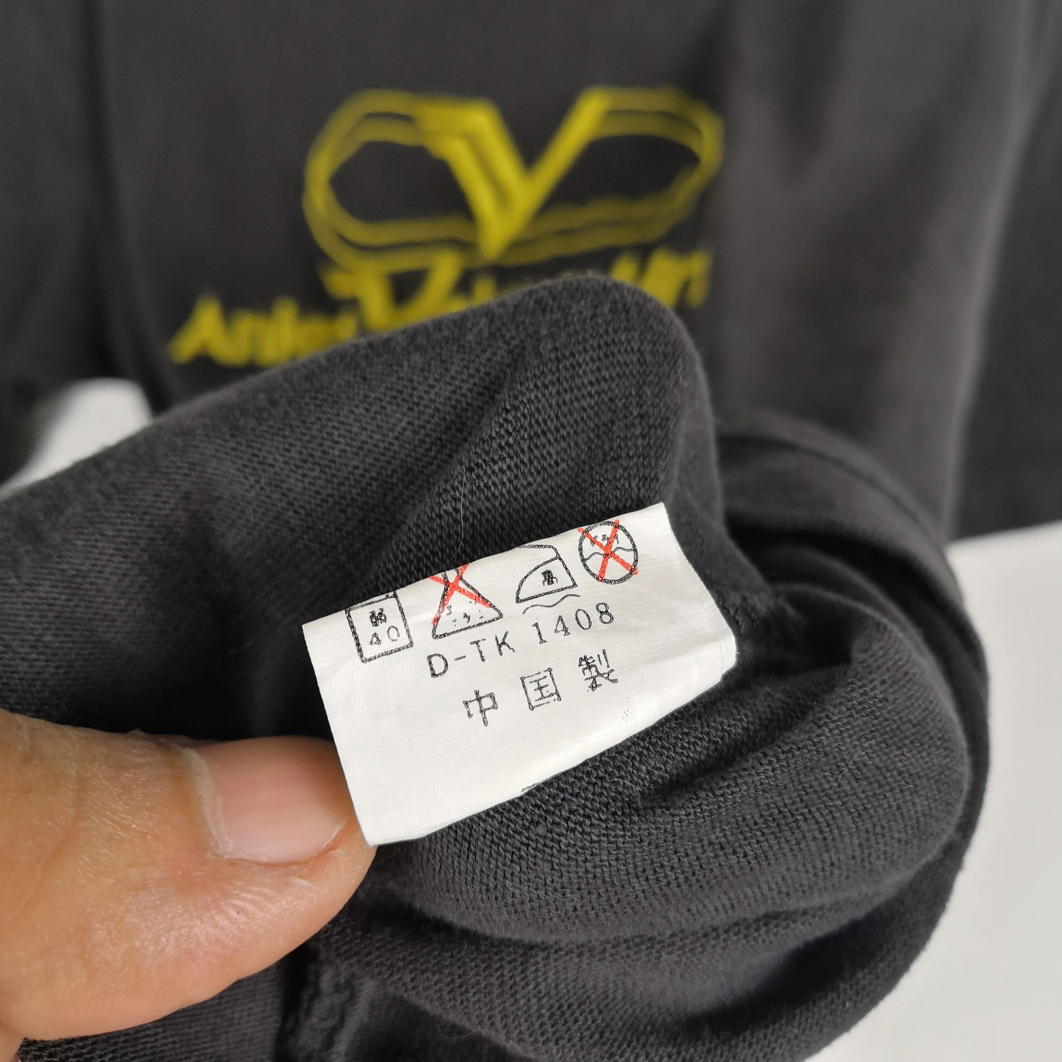 Vintage 90s Anies Valentino T-Shirt Valentino Crewneck Tees