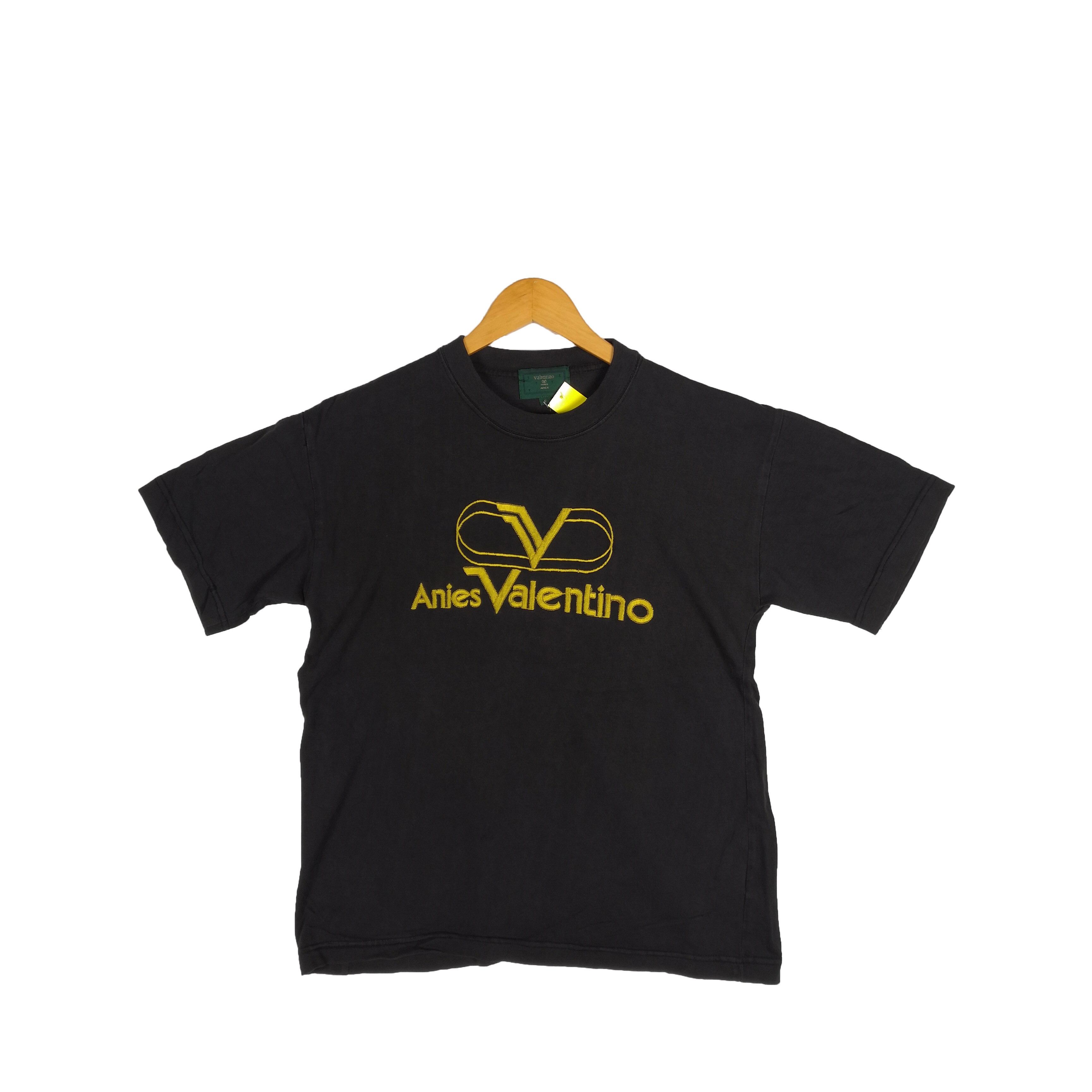 Vintage 90s Anies Valentino T-Shirt Valentino Crewneck Tees