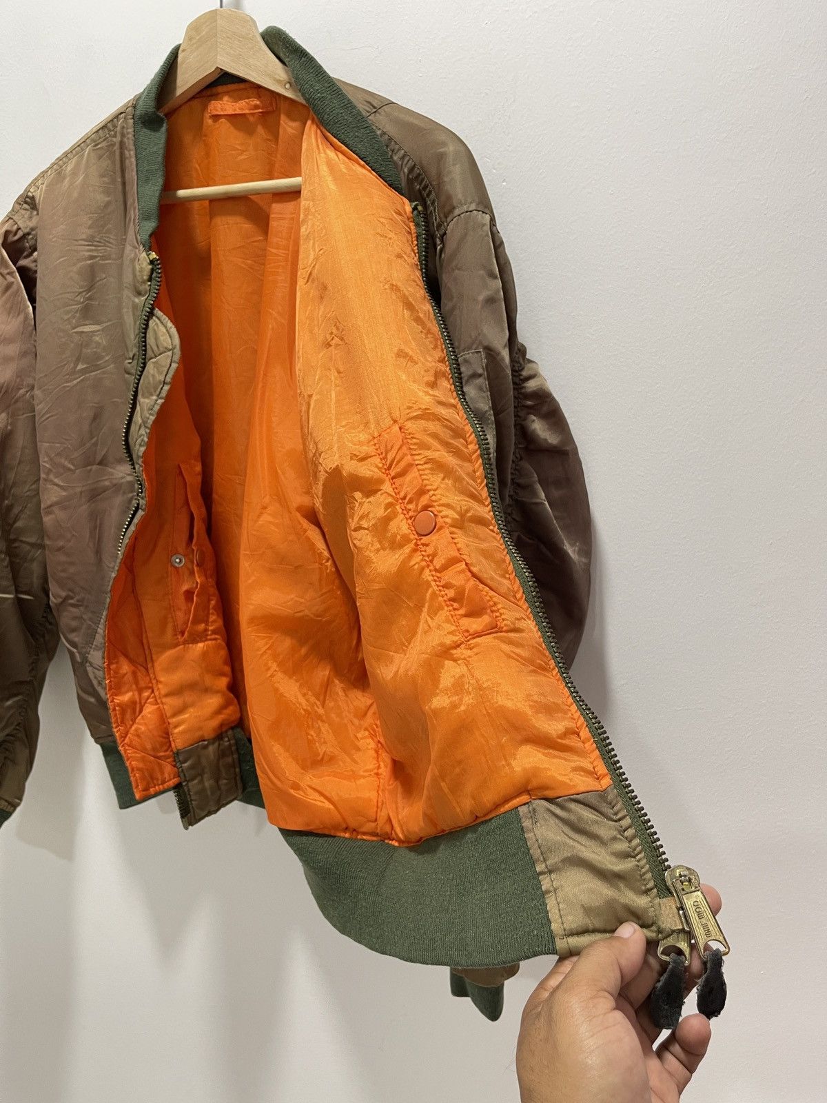Vintage VINTAGE USAF FLYERS MA-1 PHANTOM MILITARY BOMBER JACKET Size US M / EU 48-50 / 2 - 7 Thumbnail