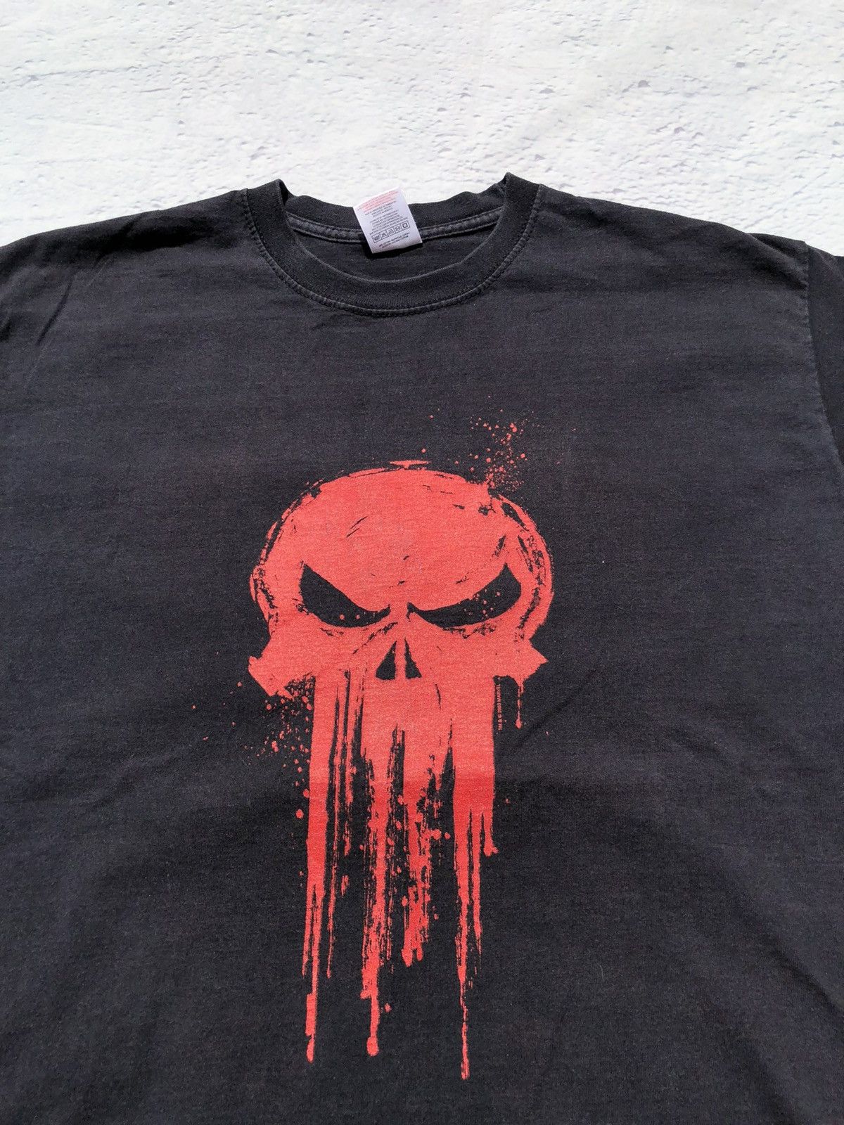 Marvel Comics Vintage 2003 The Punisher Marvel Black Tee (Silver Surfer) Size US M / EU 48-50 / 2 - 5 Thumbnail