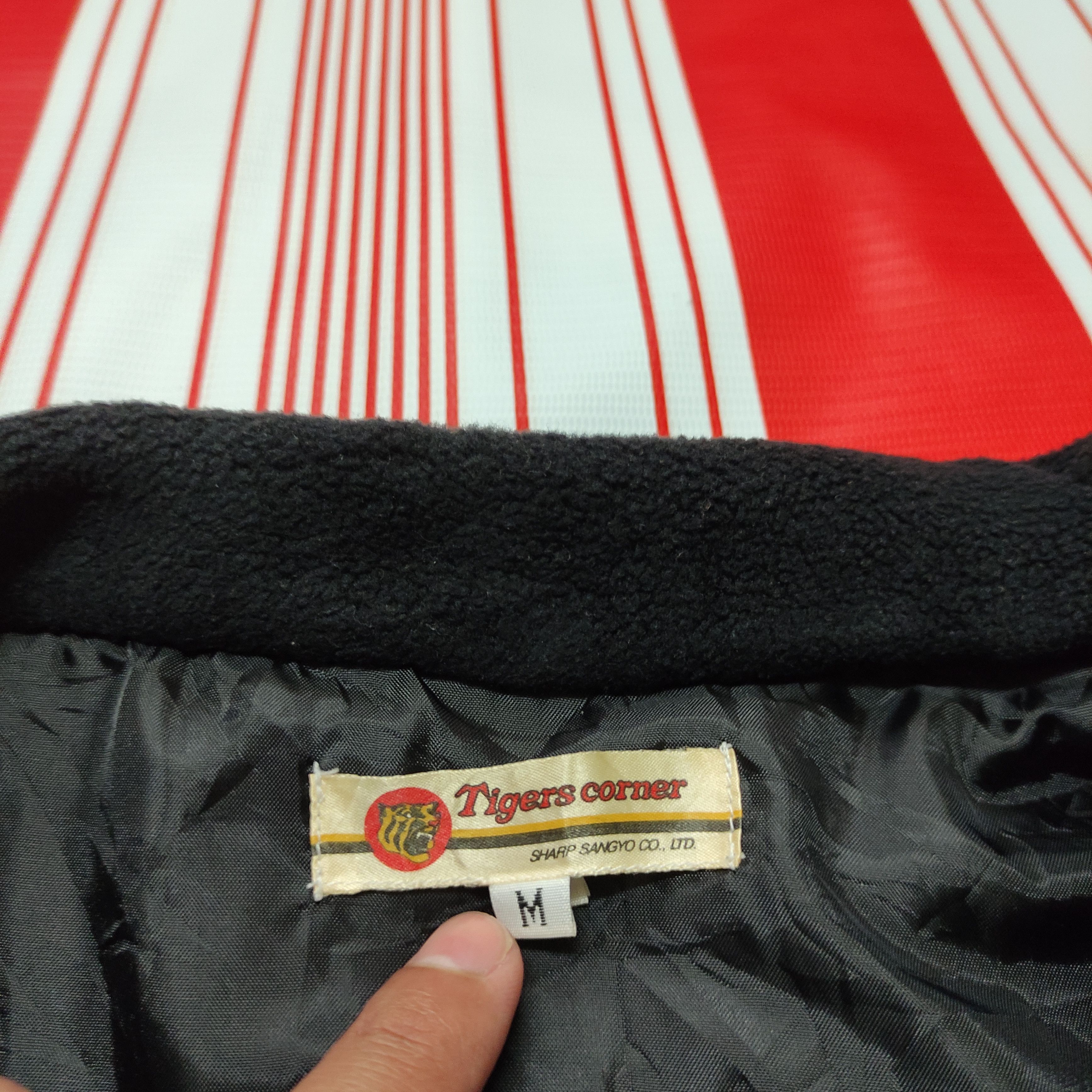 Japanese Brand × Sports Specialties × Vintage Vintage Hanshin Tigers fleece vest Baseball Size US XL / EU 56 / 4 - 3 Thumbnail
