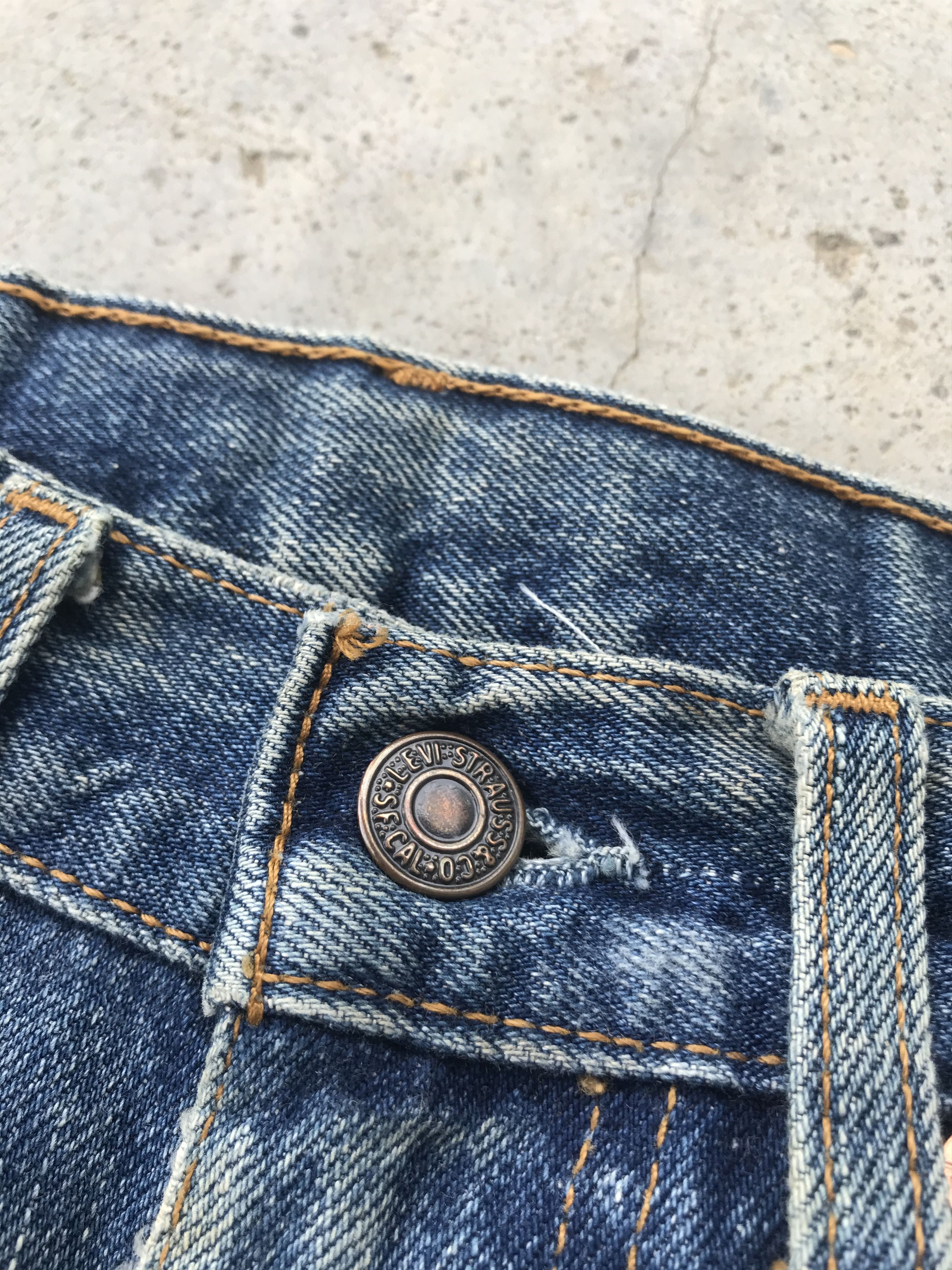 Levi's Vintage Levi's 517 rusty wash distressed denim jeans Size US 28 / EU 44 - 3 Thumbnail