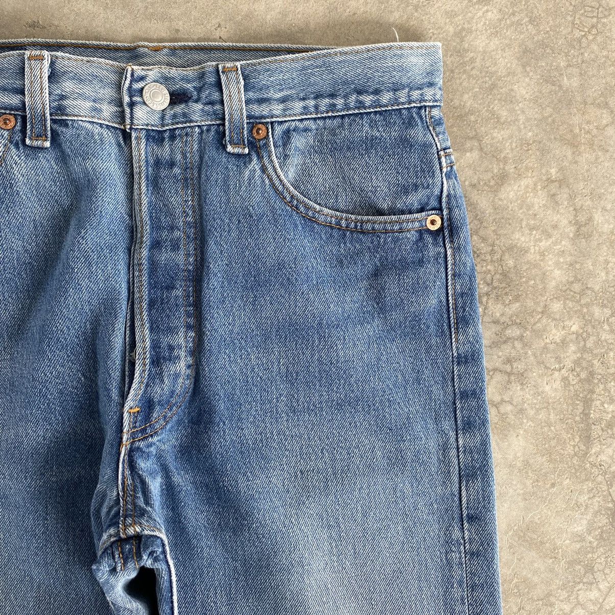 Levi's Vintage 90’s Levis 501xx Faded Stonewashed Denim Jeans Size US 29 - 8 Thumbnail