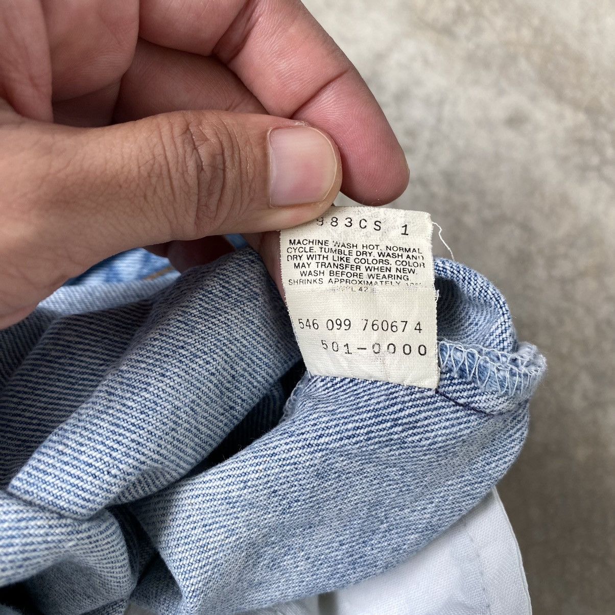 Levi's Vintage 90’s Levis 501xx Faded Stonewashed Denim Jeans Size US 29 - 23 Thumbnail