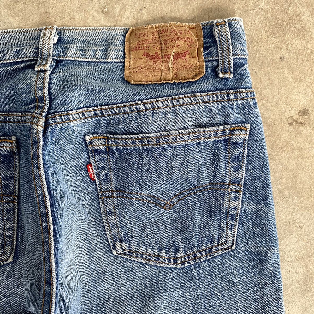 Levi's Vintage 90’s Levis 501xx Faded Stonewashed Denim Jeans Size US 29 - 19 Thumbnail