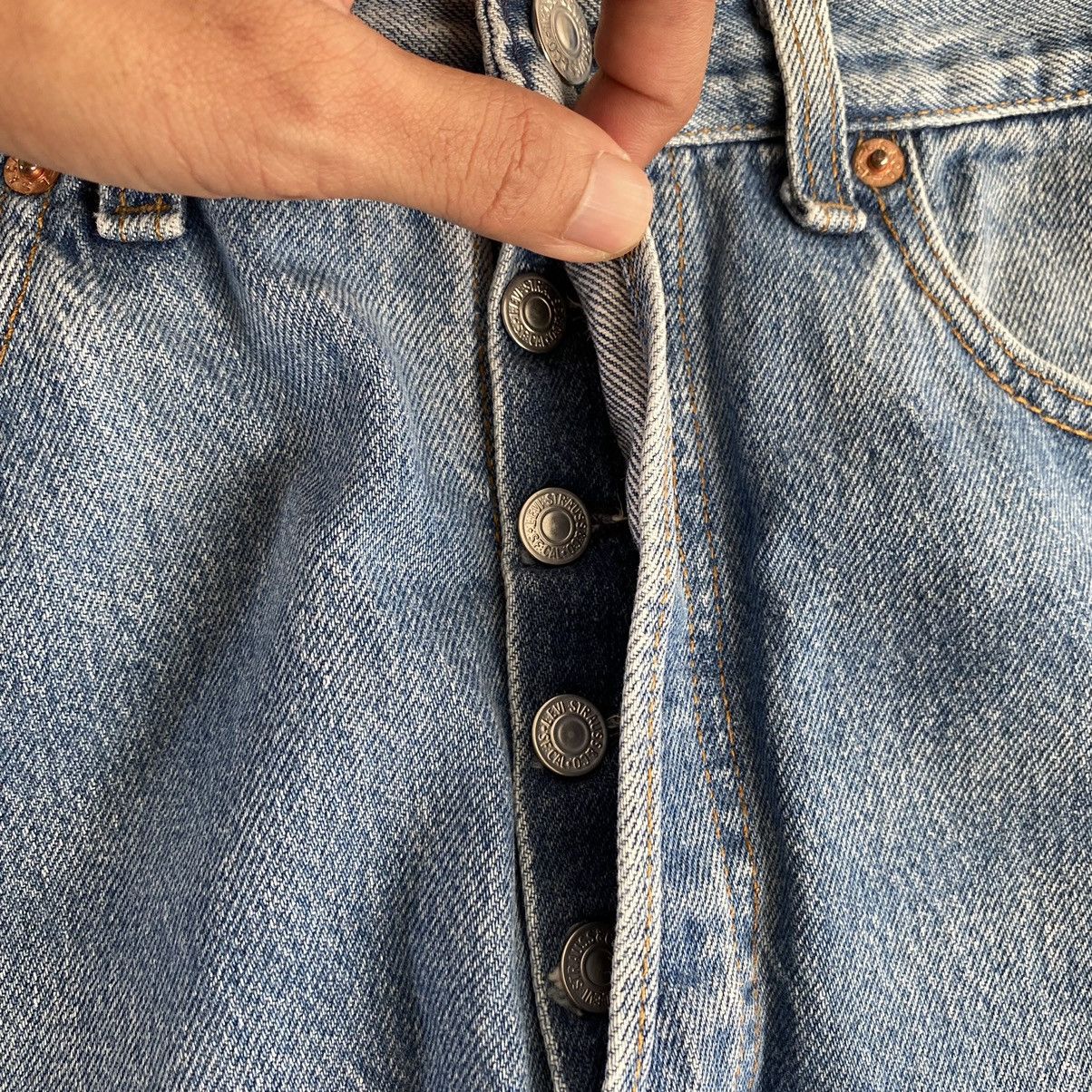 Levi's Vintage 90’s Levis 501xx Faded Stonewashed Denim Jeans Size US 29 - 10 Thumbnail