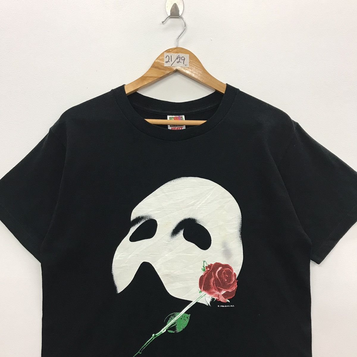Fruit Of The Loom × Vintage *Rare!! Vintage Phantom Of The Opera Graphic Tee Size US M / EU 48-50 / 2 - 2 Thumbnail