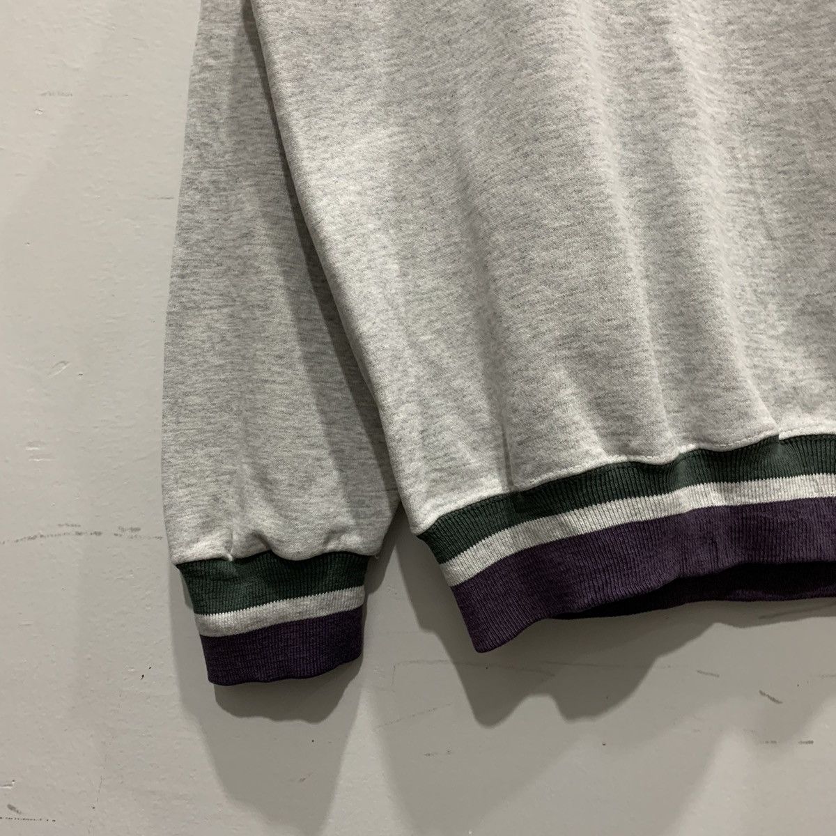 Champion CHAMPION ( Early 90’s ) Sweatshirt Size L Fit XL Size US XL / EU 56 / 4 - 4 Thumbnail