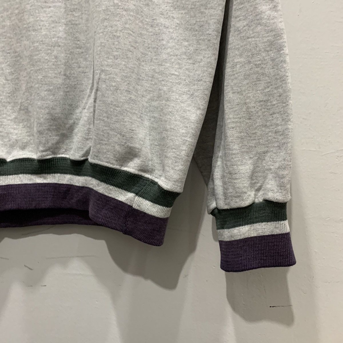 Champion CHAMPION ( Early 90’s ) Sweatshirt Size L Fit XL Size US XL / EU 56 / 4 - 5 Thumbnail