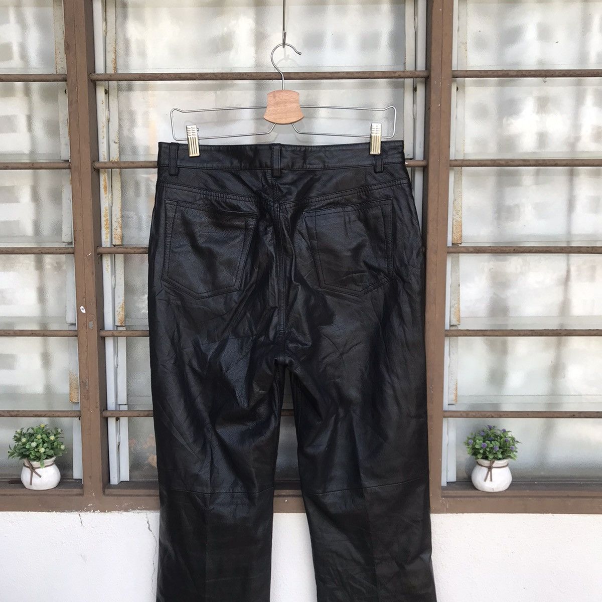 Designer × Leather Designer Coggiola men Leather pant waist 31 inch Size US 31 - 7 Thumbnail