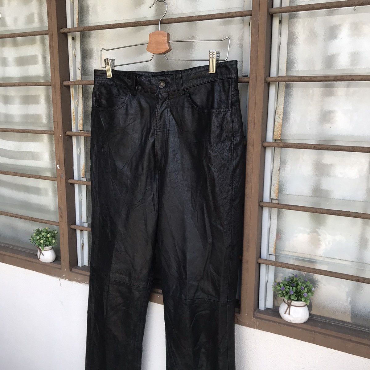 Designer × Leather Designer Coggiola men Leather pant waist 31 inch Size US 31 - 4 Thumbnail