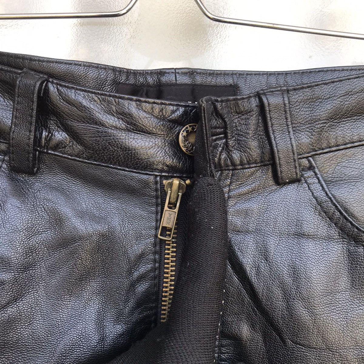 Designer × Leather Designer Coggiola men Leather pant waist 31 inch Size US 31 - 9 Thumbnail