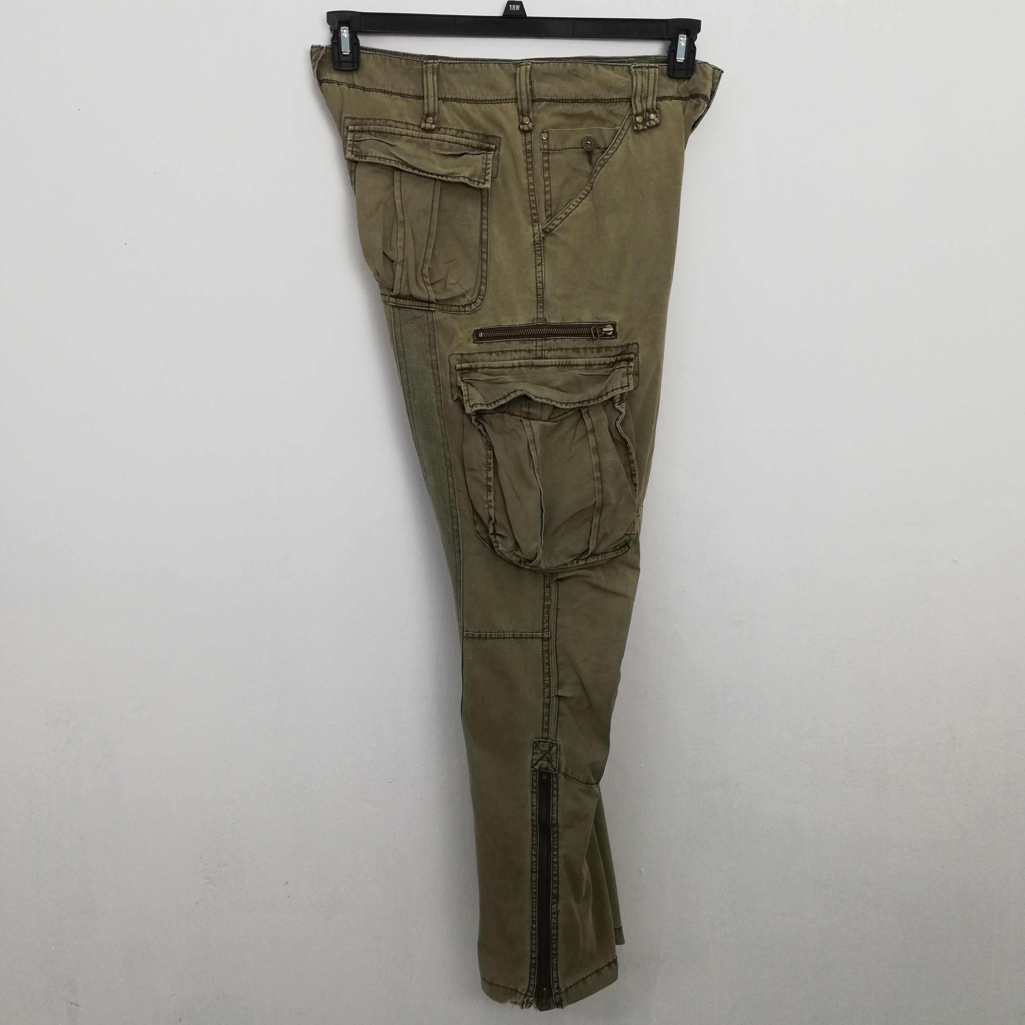 Avirex × Designer × Japanese Brand 💥AVIREX MULTI UTILITY ARMY CARGO PANTS HYPERBEAST #0386 DP Size US 33 - 15 Thumbnail