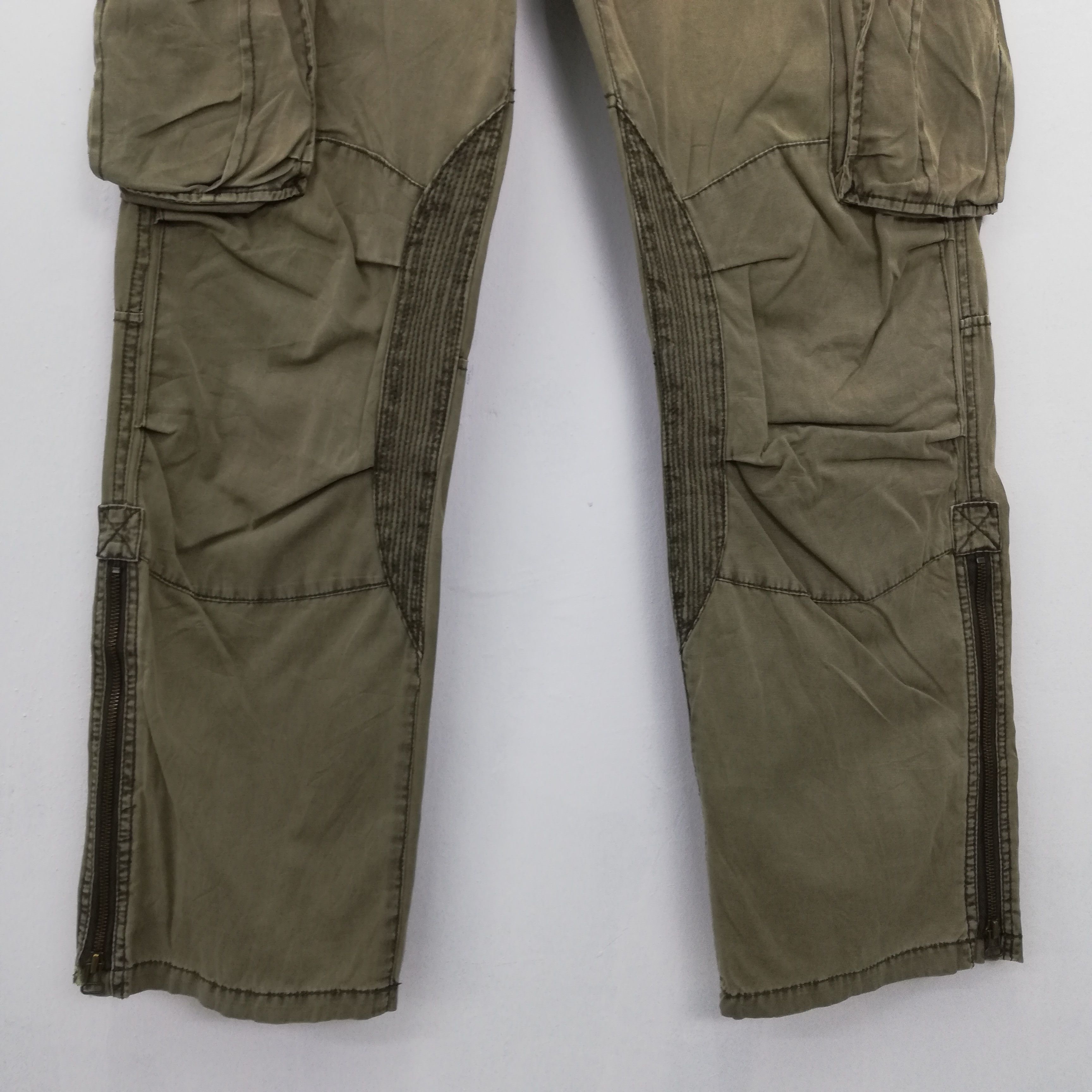 Avirex × Designer × Japanese Brand 💥AVIREX MULTI UTILITY ARMY CARGO PANTS HYPERBEAST #0386 DP Size US 33 - 5 Thumbnail