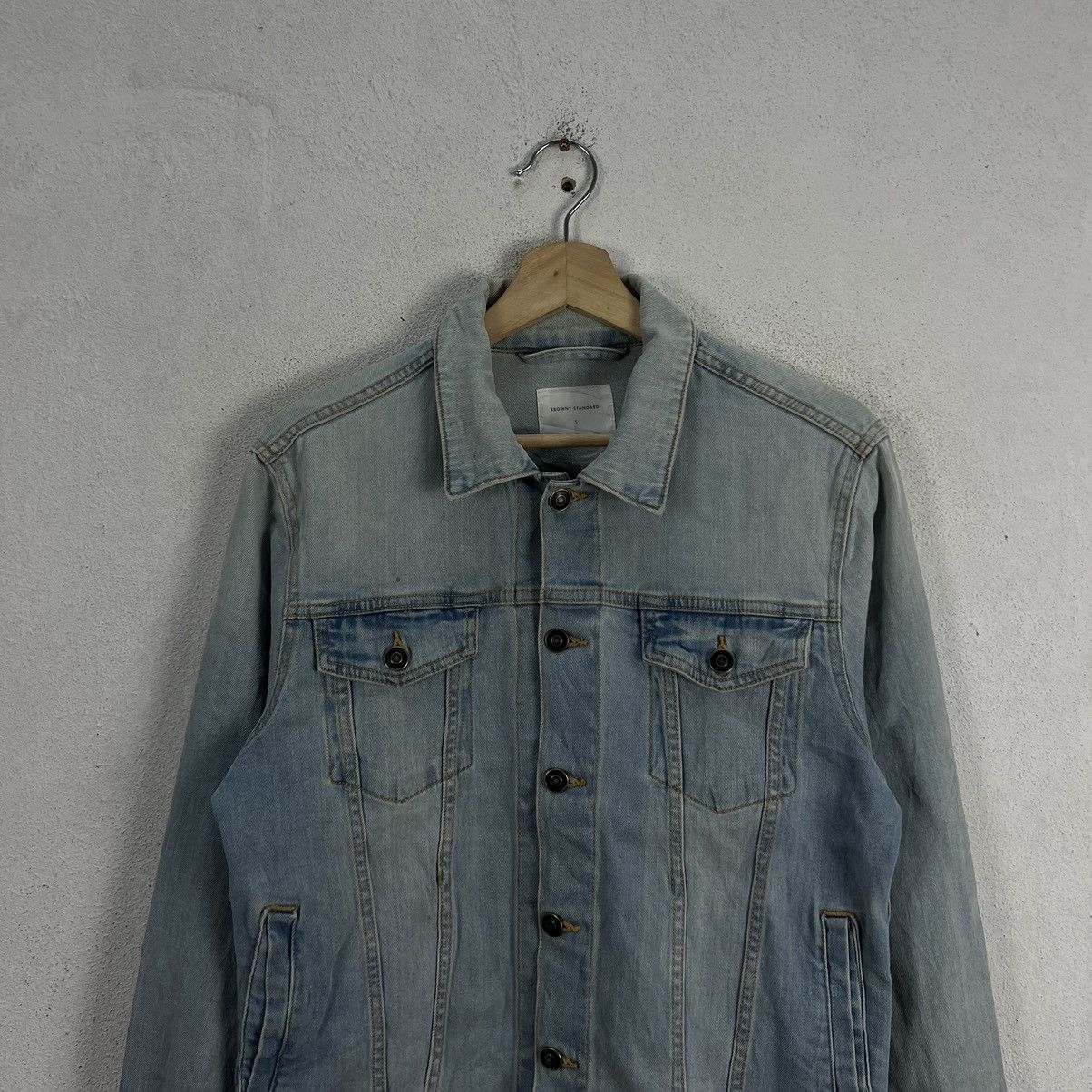 Japanese Brand RARE DISTRESSED DENIM TRUCKER JACKET BROWNY STANDARD JAPAN Size S / US 4 / IT 40 - 3 Thumbnail