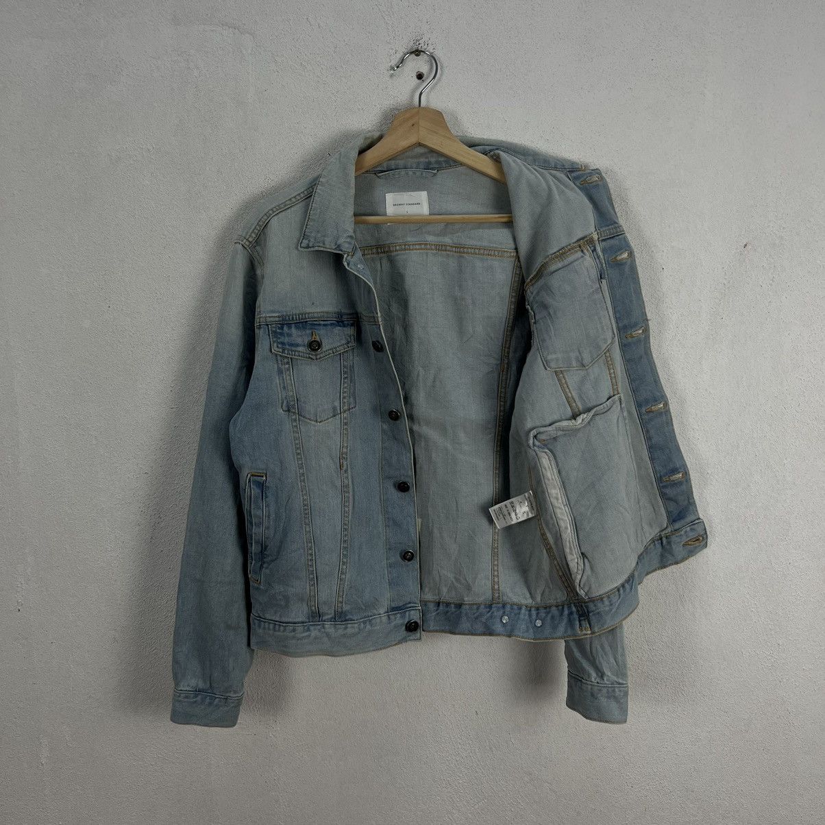 Japanese Brand RARE DISTRESSED DENIM TRUCKER JACKET BROWNY STANDARD JAPAN Size S / US 4 / IT 40 - 11 Thumbnail