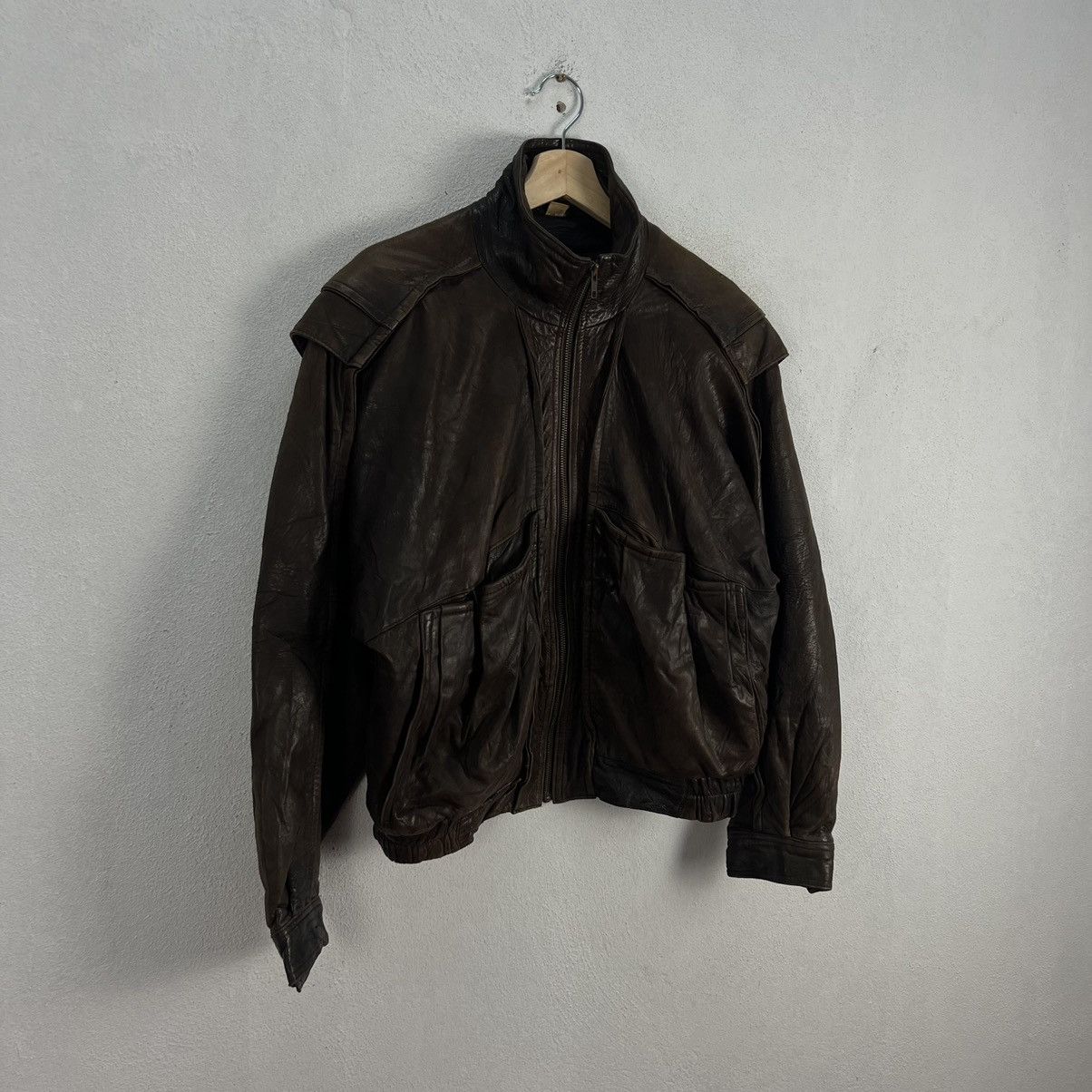 Japanese Brand VINTAGE 70’s ROBERT COMSTOCK LEATHER JACKET BOMBER DESIGN Size US M / EU 48-50 / 2 - 2 Thumbnail