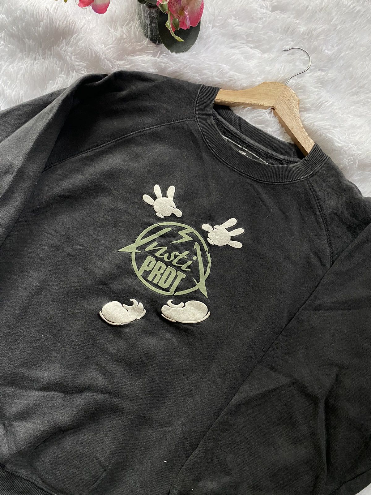Japanese Brand × Vintage Invinciblearmuda Sweatshirt Size US M / EU 48-50 / 2 - 2 Thumbnail
