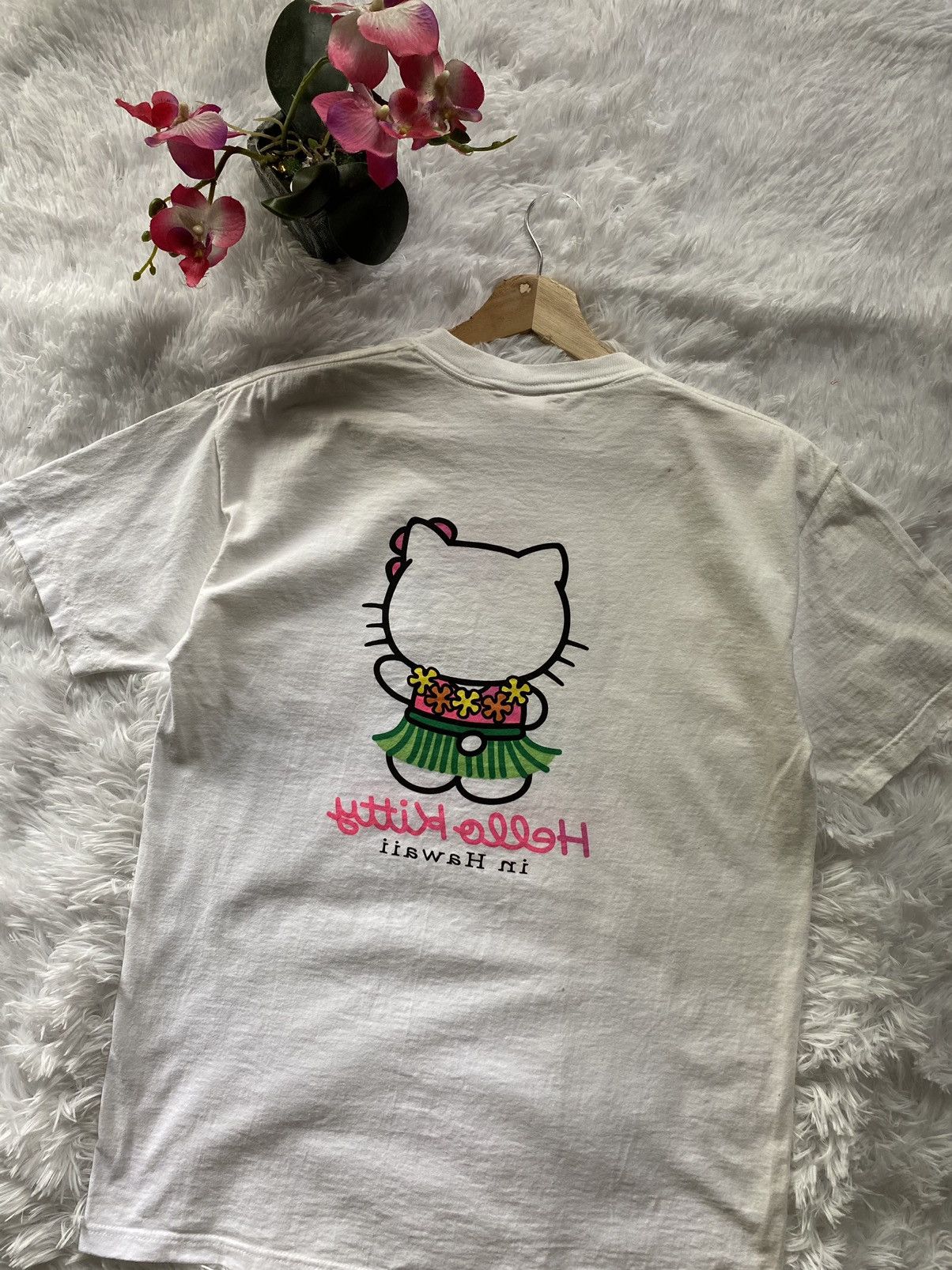 Japanese Brand Vintage Hello Kitty Hawaii Size US S / EU 44-46 / 1 - 7 Thumbnail