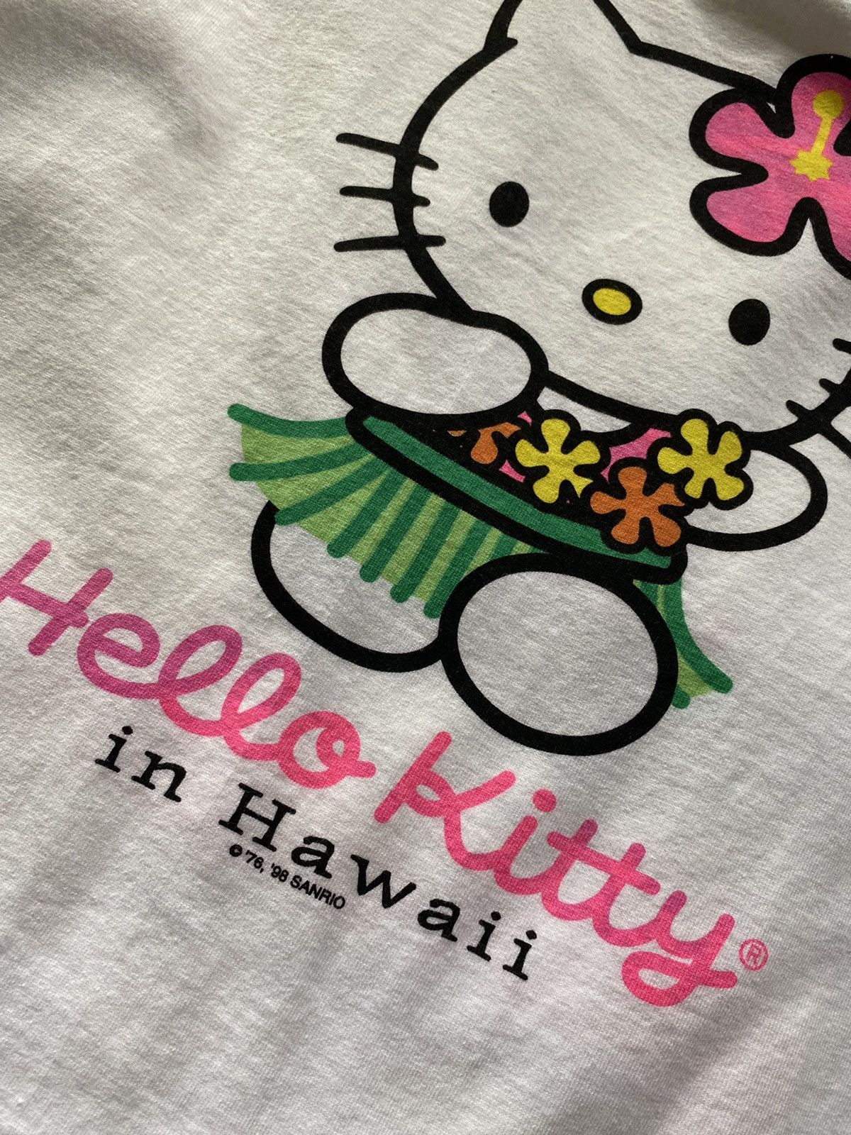 Japanese Brand Vintage Hello Kitty Hawaii Size US S / EU 44-46 / 1 - 6 Thumbnail